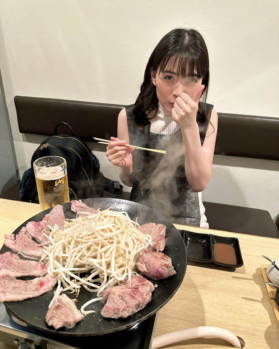 優希美青さんのインスタグラム写真 - (優希美青Instagram)「毎日ジンギスカンを食べてました🤤  #北海道 #ジンギスカン」11月1日 18時38分 - mio_yuki