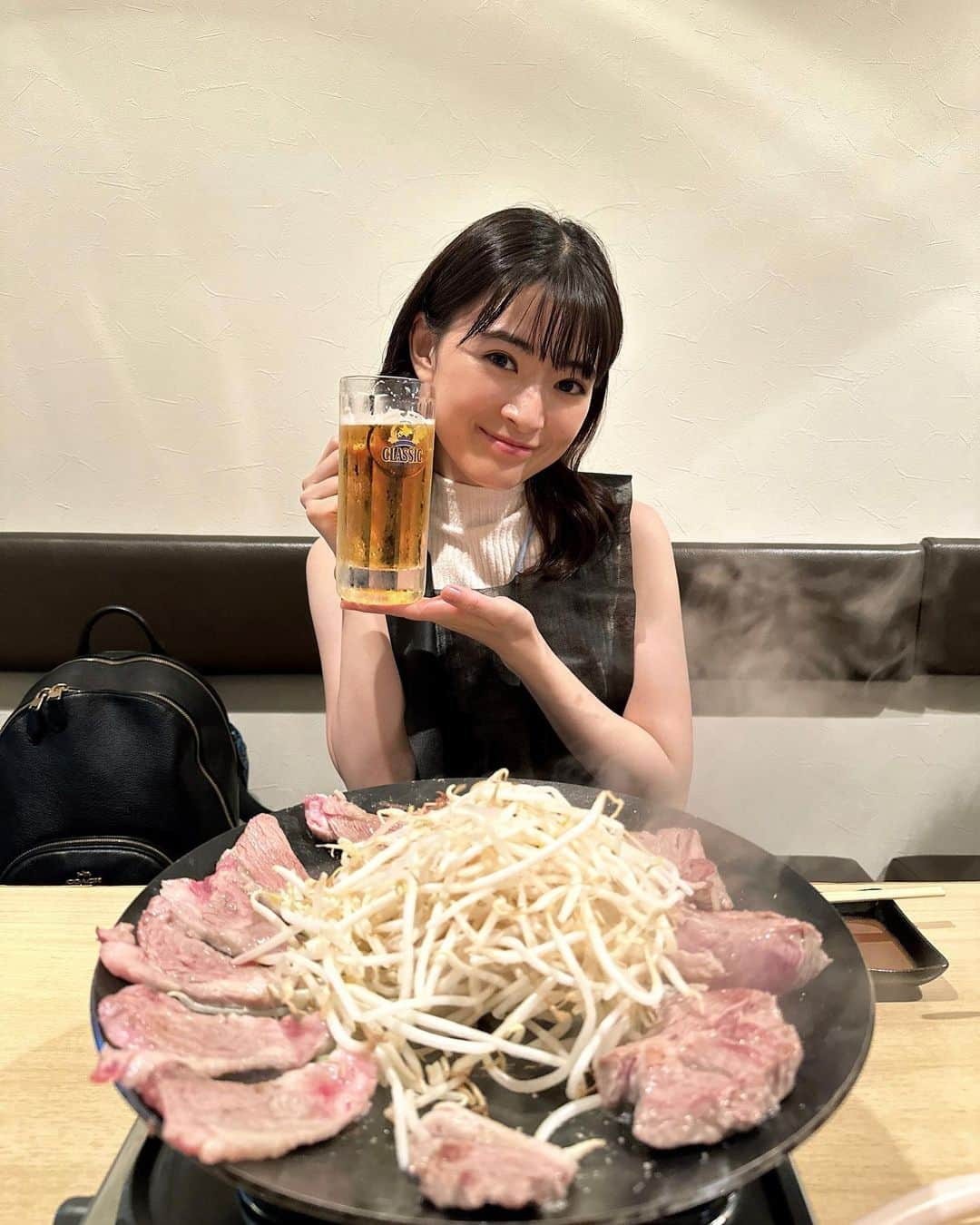 優希美青さんのインスタグラム写真 - (優希美青Instagram)「毎日ジンギスカンを食べてました🤤  #北海道 #ジンギスカン」11月1日 18時38分 - mio_yuki