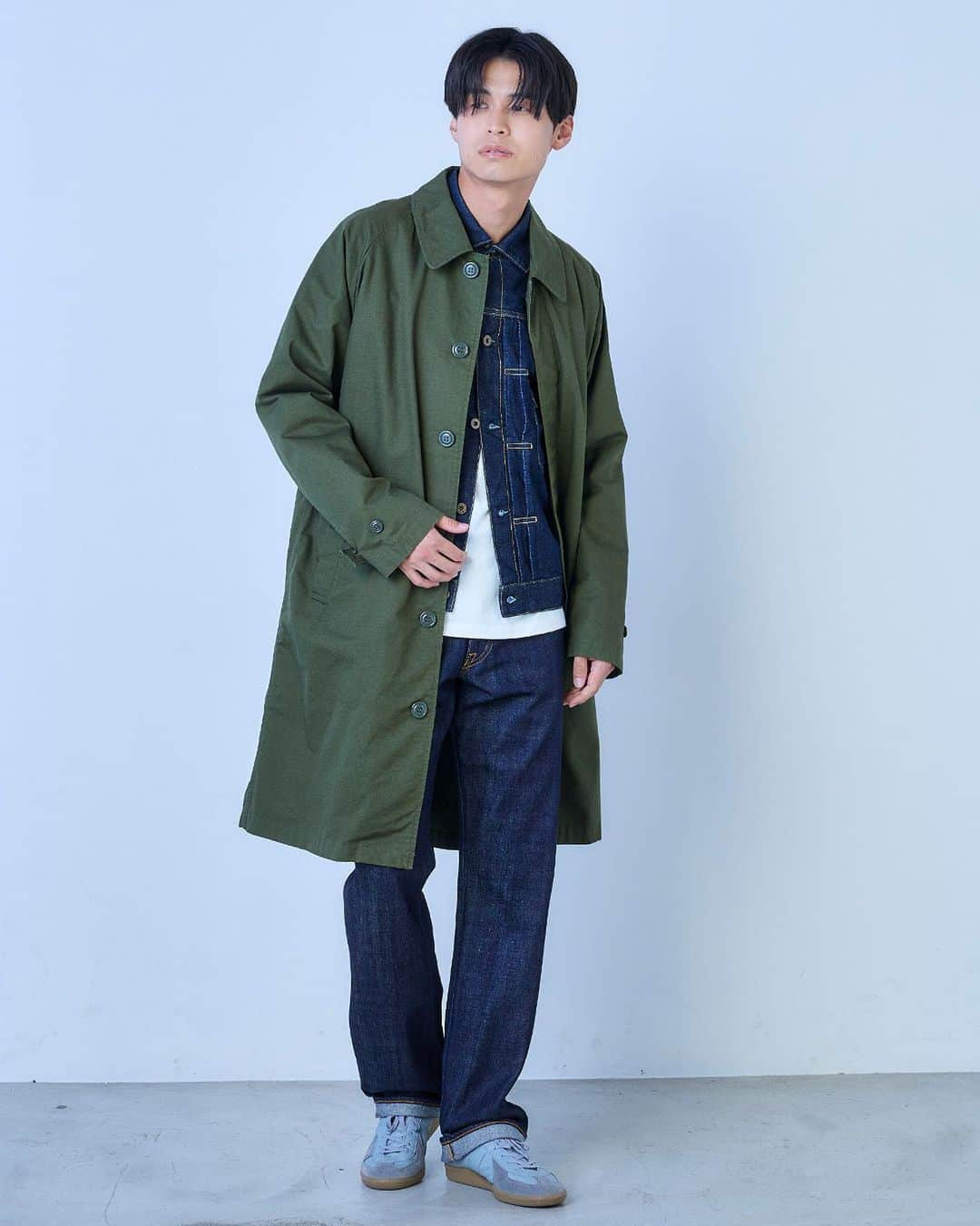 Japanblue Jeansのインスタグラム：「.  JAPAN BLUE JEANS 2023 Autumn & Winter Collection  OUTER Balmacaan Coat  BOTTMS J555 Selvedge Jeans Store Limited Loose Silhouette   その他　参考商品　  @denimlabo_web   #japanblue #japanbluejeans #kojima #Kurashiki #okayama #denim #jeans #indigo #aging #madeinjapan #madeinokayama  #ジャパンブルー  #ジャパンブルージーンズ #児島 #倉敷 #岡山 #日本製」