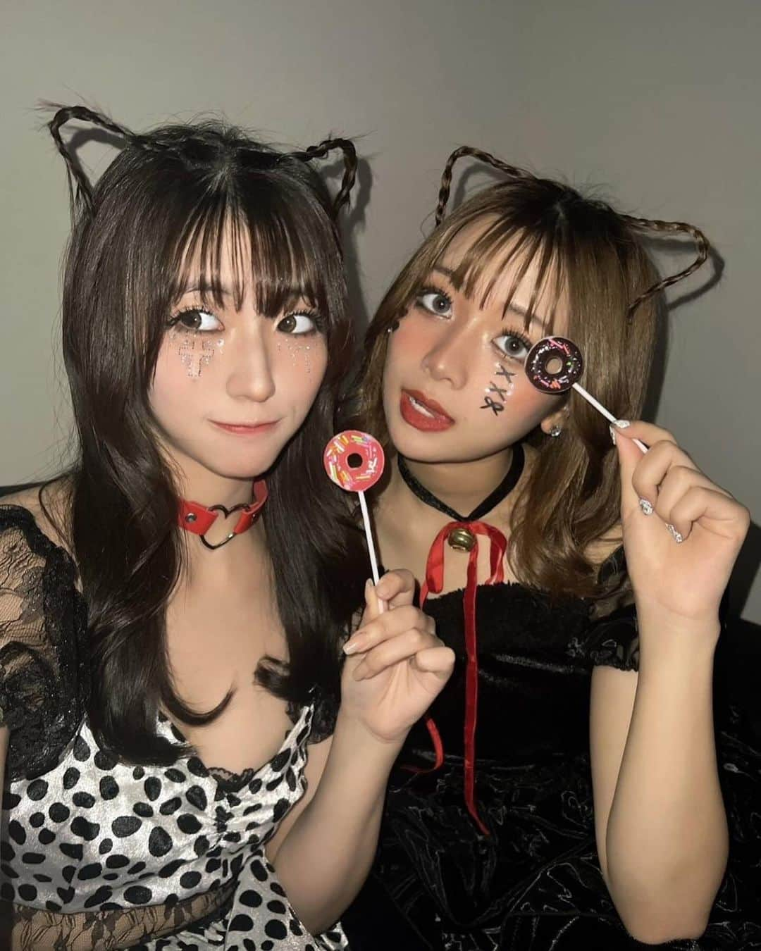 上ノ堀結愛さんのインスタグラム写真 - (上ノ堀結愛Instagram)「・ 昨日の写真🐈‍⬛🖤  ハロウィン当日は まなまなちゃんと過ごしました💭  楽しかったーーーー！👊🏻  #helloween」11月1日 19時02分 - yua.0201