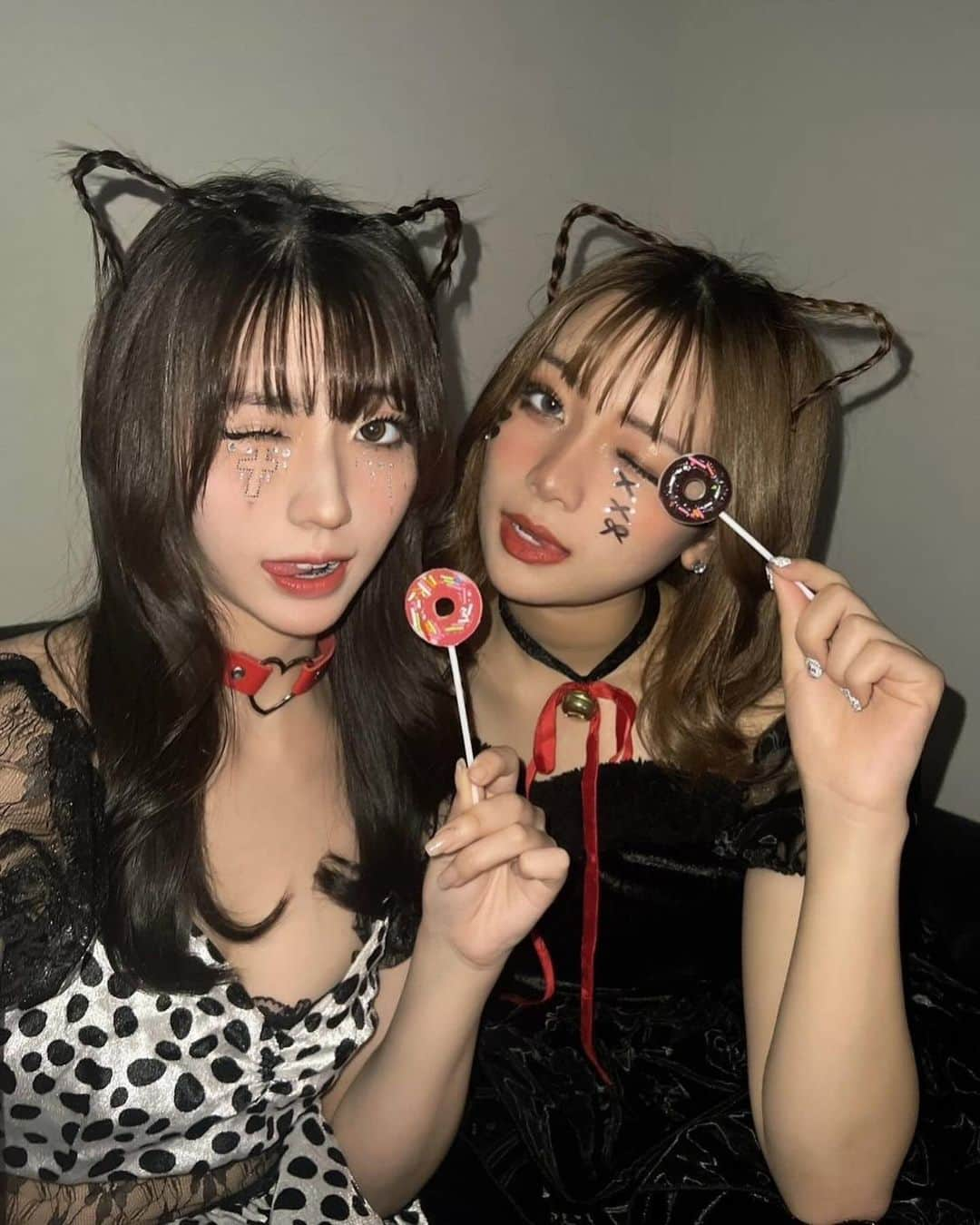 上ノ堀結愛さんのインスタグラム写真 - (上ノ堀結愛Instagram)「・ 昨日の写真🐈‍⬛🖤  ハロウィン当日は まなまなちゃんと過ごしました💭  楽しかったーーーー！👊🏻  #helloween」11月1日 19時02分 - yua.0201