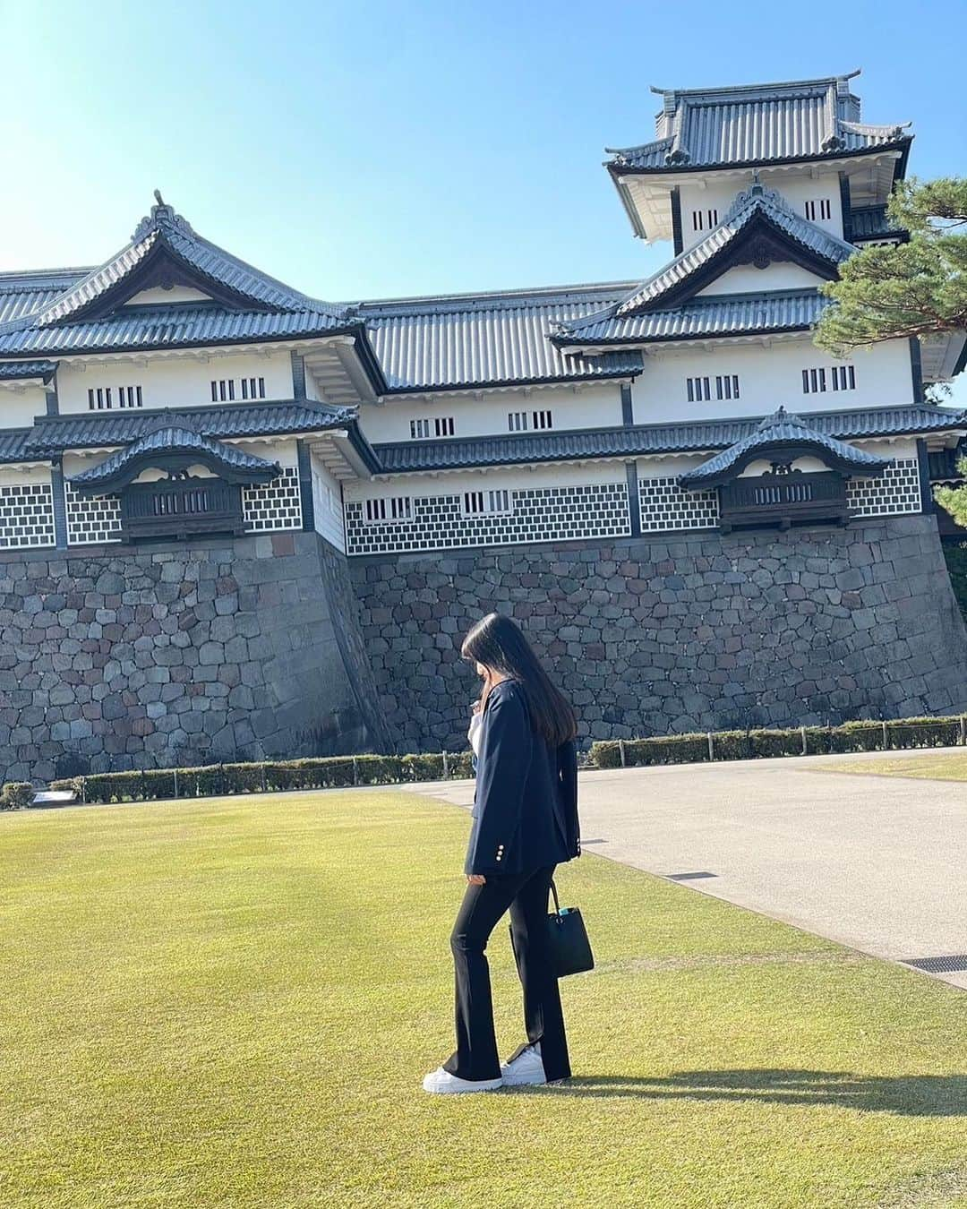 川崎琴之のインスタグラム：「金沢城🏯 ・ ・ #金沢城 #金沢旅行」