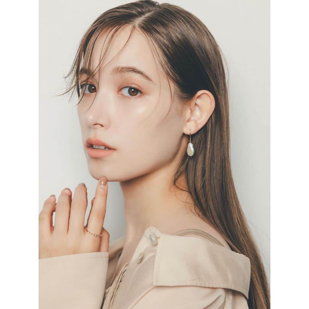 河嶋希のインスタグラム：「@cancam_official #トラウデン直美#河嶋希」