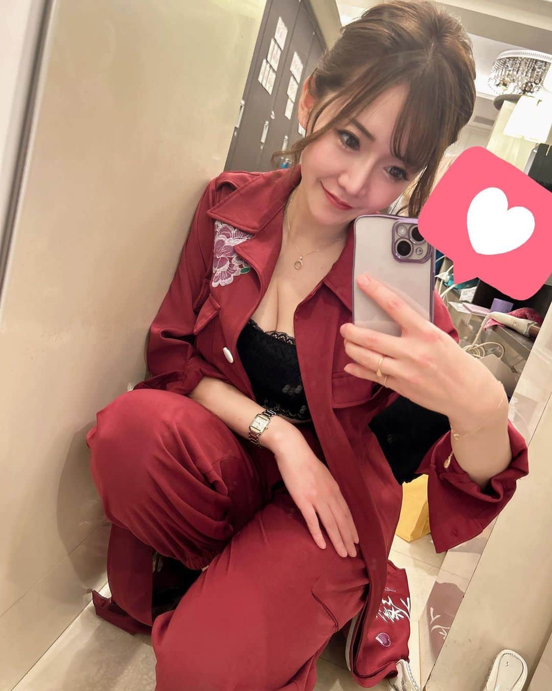 のインスタグラム：「Halloween2日間予定うすうすだったのに2日間とも忙しくさせて貰って幸せすぎました😭来てくれた皆様本当にありがとうございます😭💕💕 全力で2日間楽しんだ🎃 今日お休みして明日から土曜日までフル稼働しよと思ってるんですが良いかな？笑」