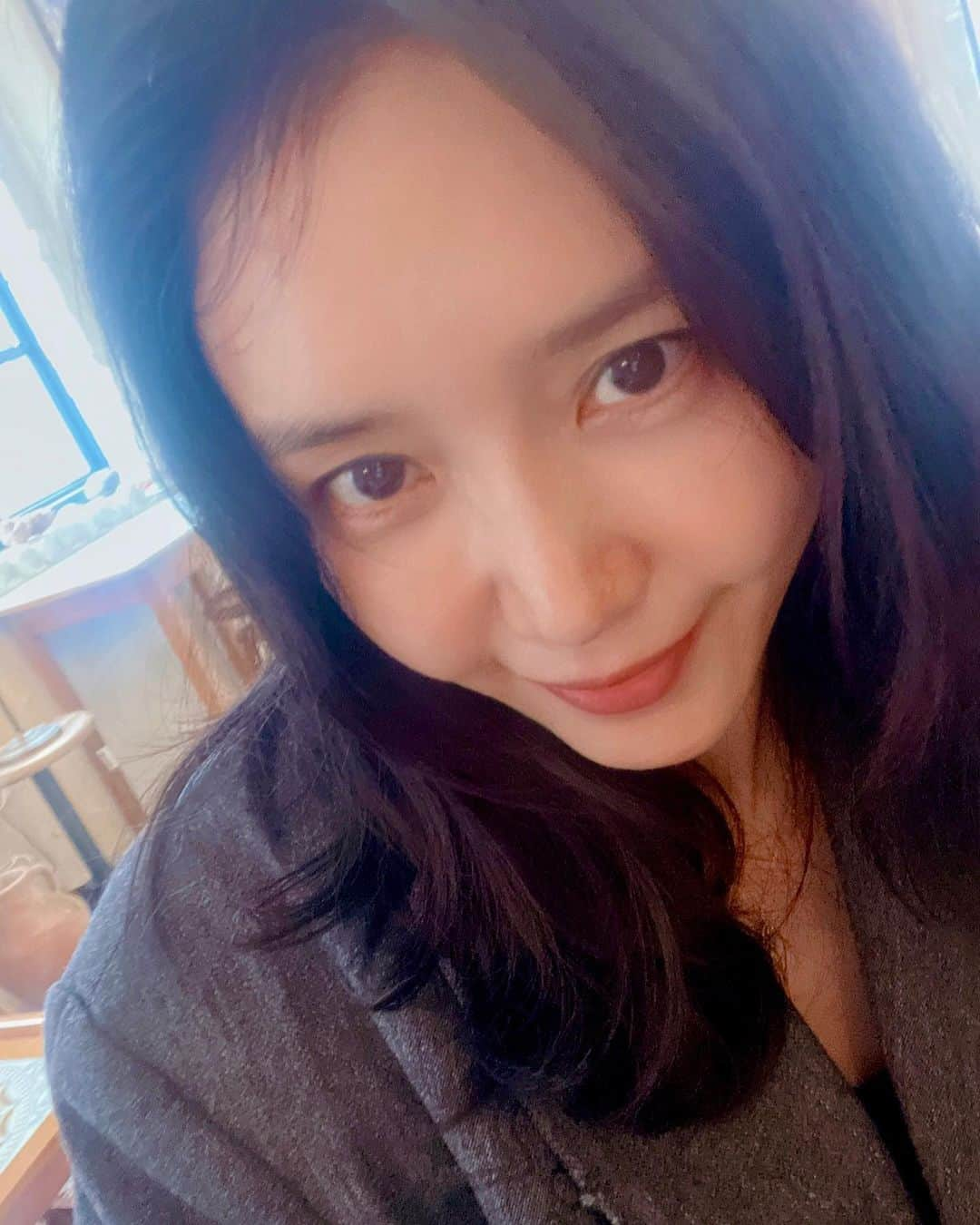 チェ・ジョンアンさんのインスタグラム写真 - (チェ・ジョンアンInstagram)「231101 🍁」11月1日 19時21分 - chae_jungan