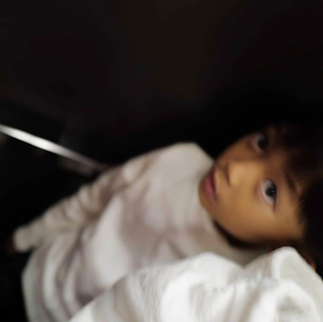 中川珠里さんのインスタグラム写真 - (中川珠里Instagram)「. 幼稚園おやすみの日、兄さんと2人で都内へ。  リクエストで朝イチ、スカイツリーからの 可愛い可愛いbabyに会いに♡  とっても小さくて可愛いくて。 ずっとすやすや寝てました☺️ パパに似ておっきくなるのかな。 たのしみ男の子♡  2人での🚃はいつぶりだろう❔ 楽しかったね♡」11月1日 19時32分 - juri1104