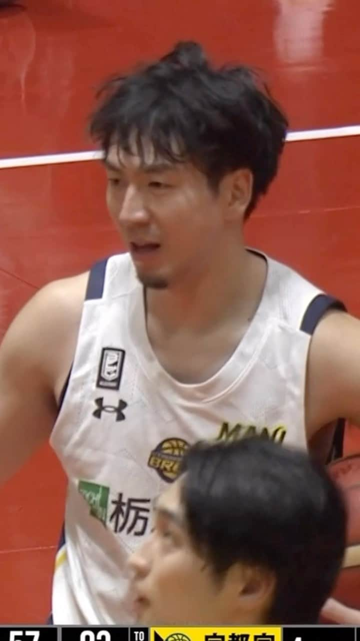 B.LEAGUEのインスタグラム：「力強い"ヒエジマステップ"！！！  宇都宮#6 #比江島慎 (SG｜191cm)  #宇都宮ブレックス #Bリーグ」