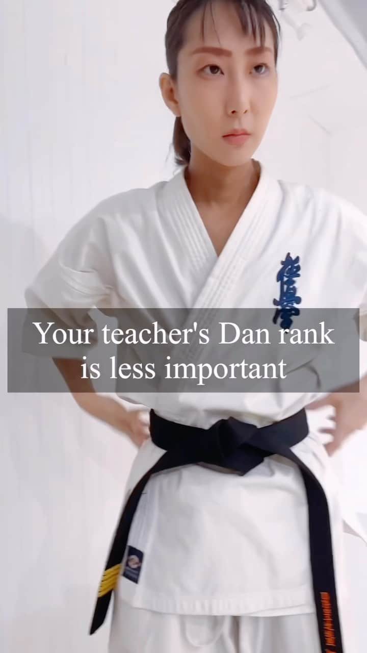 浜井美香のインスタグラム：「Your teacher's Dan rank is less important  than who he learned karate from.  Sosai ↓ Shihan ↓ Your Sensei ↓ You  This is the genealogy of culture.  #kyokushin #karate #martialarts #kick #kumite #warrior #karatekid #Киокушин  #каратэ #空手 #تمرين  #japan」