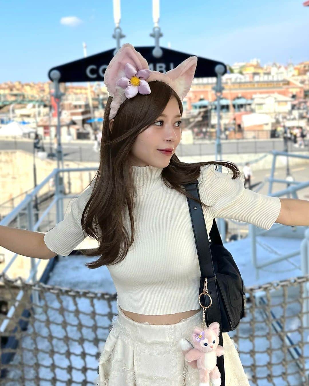 石崎日梨のインスタグラム：「🦊🕌☀️」