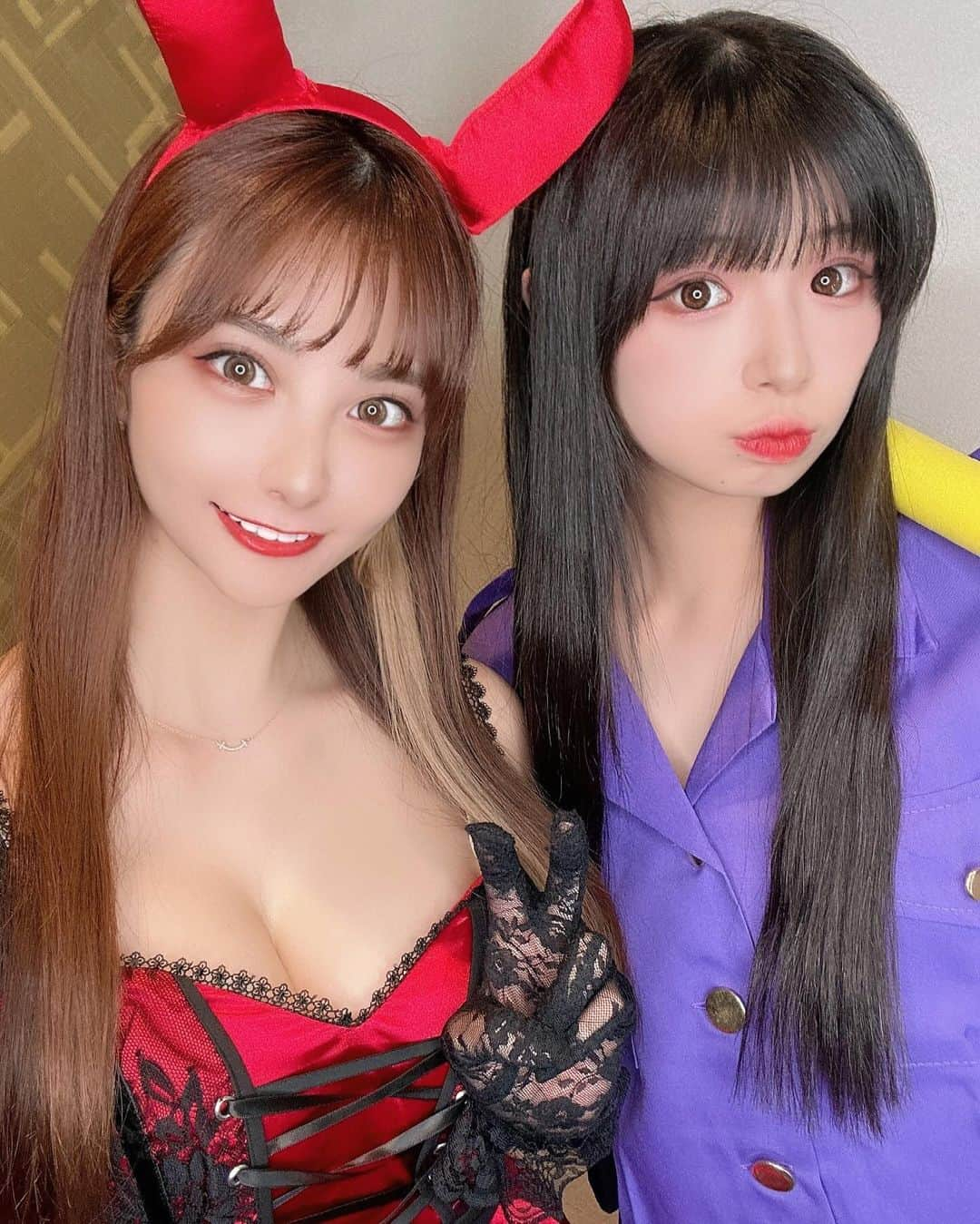 花咲れあさんのインスタグラム写真 - (花咲れあInstagram)「Happy Halloween🎃♥️ . 先日はハロウィン撮影会ありがとうございました🫶 楽しかった！次は11月18日と12月10日です！ 1月25~28日は初！台湾にて姉妹でイベントに出演します🇹🇼✨ . そしてYouTubeがやっとコミュニティガイドライン解除されました🙂 早速FSLの仕事でご一緒したKTちゃんとのコラボ動画を投稿したので見てね〜❣️ 「大人の色気について♡私服交換♡」 めちゃくちゃ面白くて楽しかった🫡 . #コスプレ #코스프레  #Cosplay #モデル #모델  #model #グラビア #gravure #그라비아 日本的 #性感內衣 #性感 #内衣 #奶 #外拍 #外拍模特兒 #sexy #性感 #性感美女 #性感尤物 #KTちゃん #FSL #ラップバトル #ラウンドガール #花咲れあ #れあたん」11月1日 19時47分 - h_rea_0503