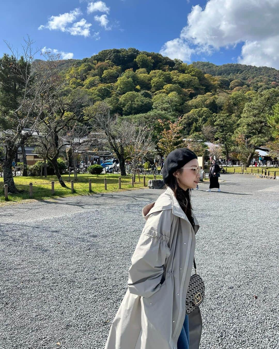 川西莉子さんのインスタグラム写真 - (川西莉子Instagram)「⠀ 嵐山🍁 過ごしやすい気温で幸せ🩷」11月1日 19時57分 - ricopa_lu