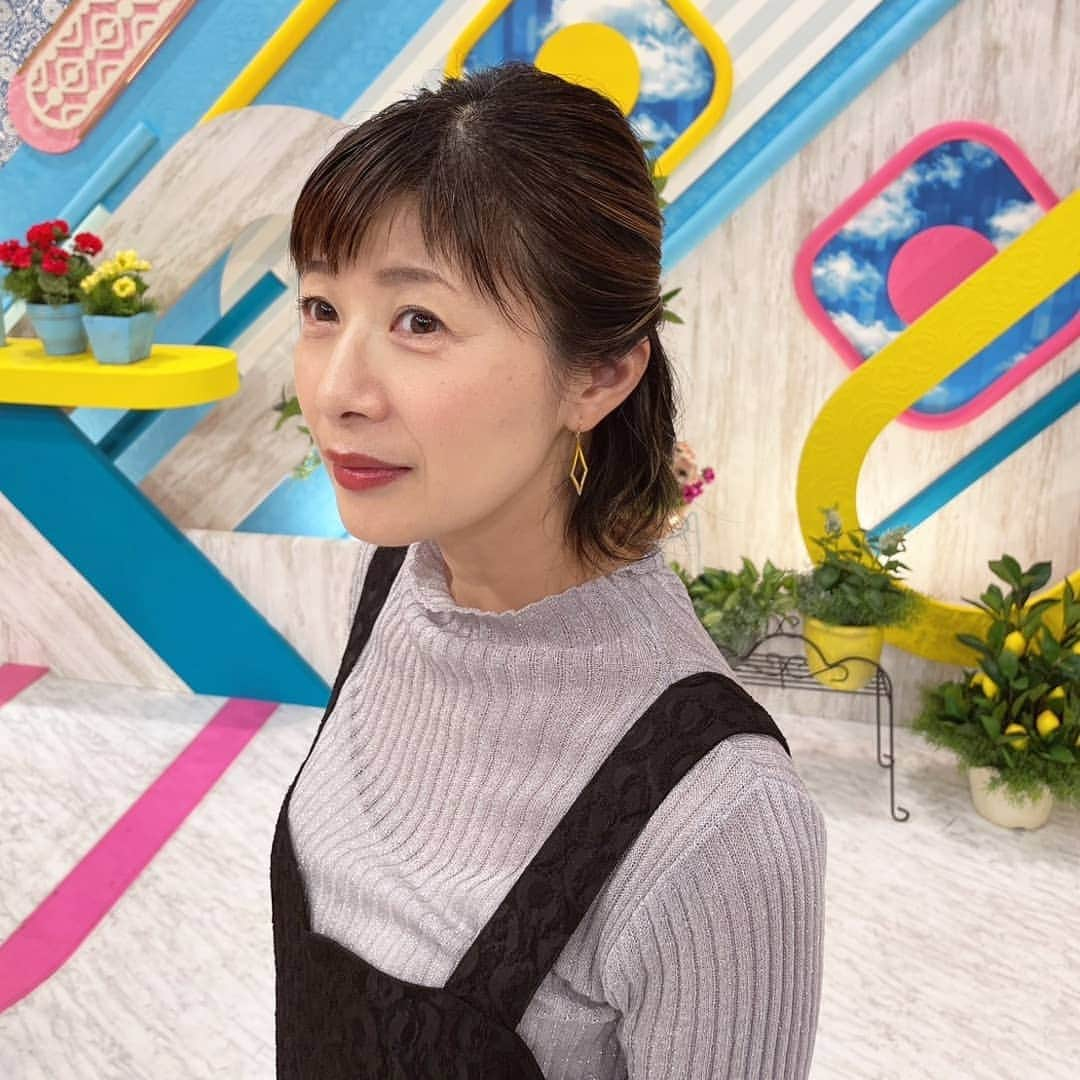 富永美樹さんのインスタグラム写真 - (富永美樹Instagram)「生クッキングの豚こまかき揚げ、おいしかった😁 #よじごじdays #テレビ東京  #ありがとうございました #衣装 #ピアス」11月1日 19時58分 - miki.tominaga.official