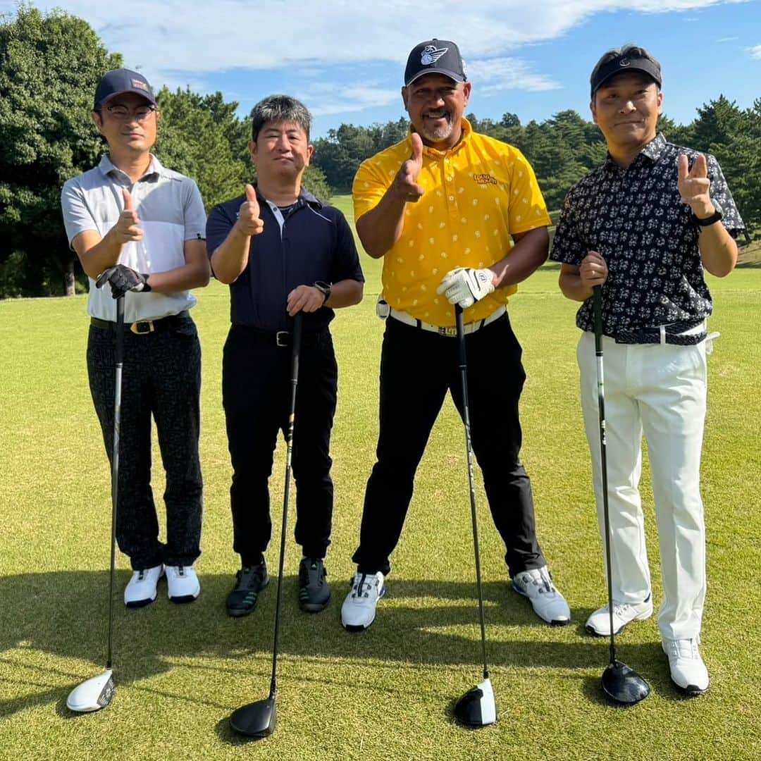 アレックス・ラミレスさんのインスタグラム写真 - (アレックス・ラミレスInstagram)「Golf competition with my Aitoz Family! We had such a wonderful time, BTW I won the dri-com 281 yards 😃⛳️ if any of you guys want to join next time send me a DM, #aitoz #golf #golfcompetition #ramichan #ramichanhof2023 #ramichanlegendinjapan #ilovegolf #golflive #goodfriends #vamos」11月1日 20時20分 - ramichan3