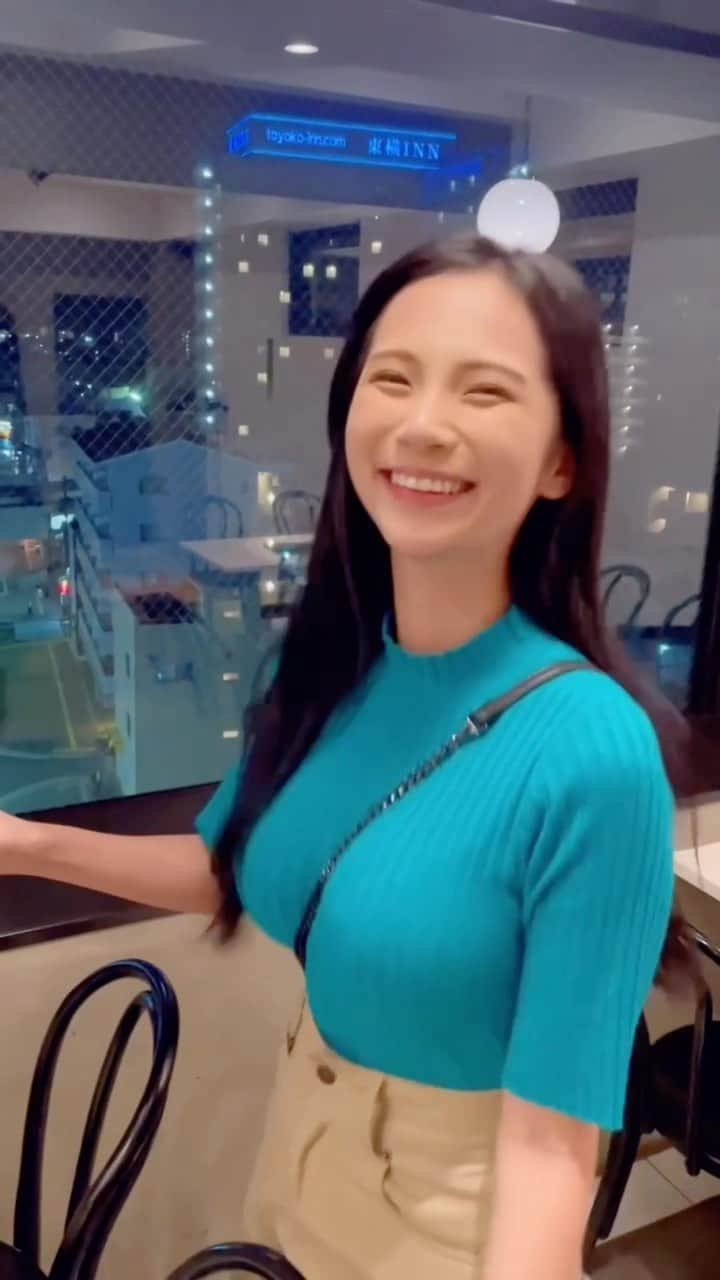街山みほのインスタグラム：「懐かしい動画があったので投稿します🍷✨ ⁡ 一年前の街山なんだけど 今より大人っぽい..？😳💦 ⁡ ⁡ ＼＼ハロウィンイベント🎃／／ ⁡ 今回のイベントでみんなに会えるのが 最後になるから..🥲🥲 ⁡ 気合いを入れて準備してるよ👻🩷 会いに来てね？ ⁡ 日時：2023年11月5日(日) 14:00〜16:30 予定 場所：名古屋 ⁡ 👿気になるイベントの内容は⁉️ ⁡ ①仮装しナイト ②仮装大賞でまちみーの私物GET！？ ③謎解きしナイト 悪戯しちゃうぞ？ ④まちみーコンサート ⑤ツーショットタイム ⑥雑談タイム ⁡ 飲み物や軽食もご用意してお待ちしております！♡ ⁡ 最後のイベントになります🙇‍♀️ お早めにどうぞ！👻💕 ⁡ ハイライトorストーリーズから チケット購入サイトに飛べるよ！✨ ⁡ ⁡ ⁡ ＼＼お知らせ／／ ⁡ 現在、街山みほ -グラビア人生 最終章-  の写真集である『Phantom』が発売中ですが.. ⁡ 4年間続けてきた、私のグラビア魂を🔥 ⁡ 皆さんの胸に焼き付けてほしい、残しておきたい‼️ ⁡ と、思いまして💡 ⁡ 今までのグラビア写真、オフショットや未公開ショットなどを..📷💖 ⁡ 今後は❗️ "Instagramのサブスクリプション限定" で 公開していきます☺️✨ ⁡ この機会に、街山みほの -グラビア人生- を しっかりと目に焼き付けてください❤️‍🔥❤️‍🔥 ⁡ ⁡ ✨サブスクリプションの特典✨ ・登録者バッジ ・限定コンテンツ ・舞台裏 ・感謝の表明 ⁡ 月額¥800 ⁡ 今後、グラビアなどの写真はサブスクリプション限定でコンテンツ公開します🫶💕  #まちみー #街山みほ #お酒 #ワイン #かわいい #大人コーデ #お姉さん #綺麗 #秋コーデ #冬コーデ #japan #girl #cute #beautiful #黒髪 #ロングヘア #可愛」