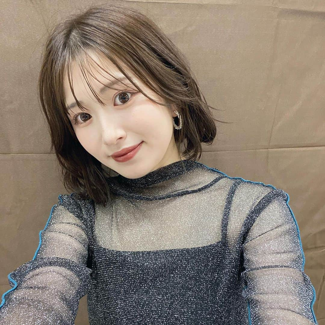 青木菜花さんのインスタグラム写真 - (青木菜花Instagram)「⁡ ⁡ ⁡ 11月号web表紙を 飾らせて頂きました。 ⁡ 先月に続き今月まで😭 ありがとうございます😭🌼✨ ⁡ ⁡ もえかちゃんと一緒だったよ〜！💝 ⁡ 実は同い年ママで共通点もあるから 色々お話しできて嬉しかったなぁ🥹 ⁡ こあくんも本当に可愛いすぎました😭😭 ⁡ ⁡ 表紙撮影はいつもに増して わくわくしながら 撮影やらせてもらっているのですが 毎回完成するのが凄く楽しみで👀🤍 ⁡ 今回の表紙も 秋仕様でとっても可愛い🥹🍁 ⁡ YouTubeやTikTokのコメントも いつも沢山、ありがとうございます😭✨ 読ませてもらっています🥰 ⁡ 今月のラブママも よろしくお願いします👧🏻」11月1日 20時25分 - nanoka_0711