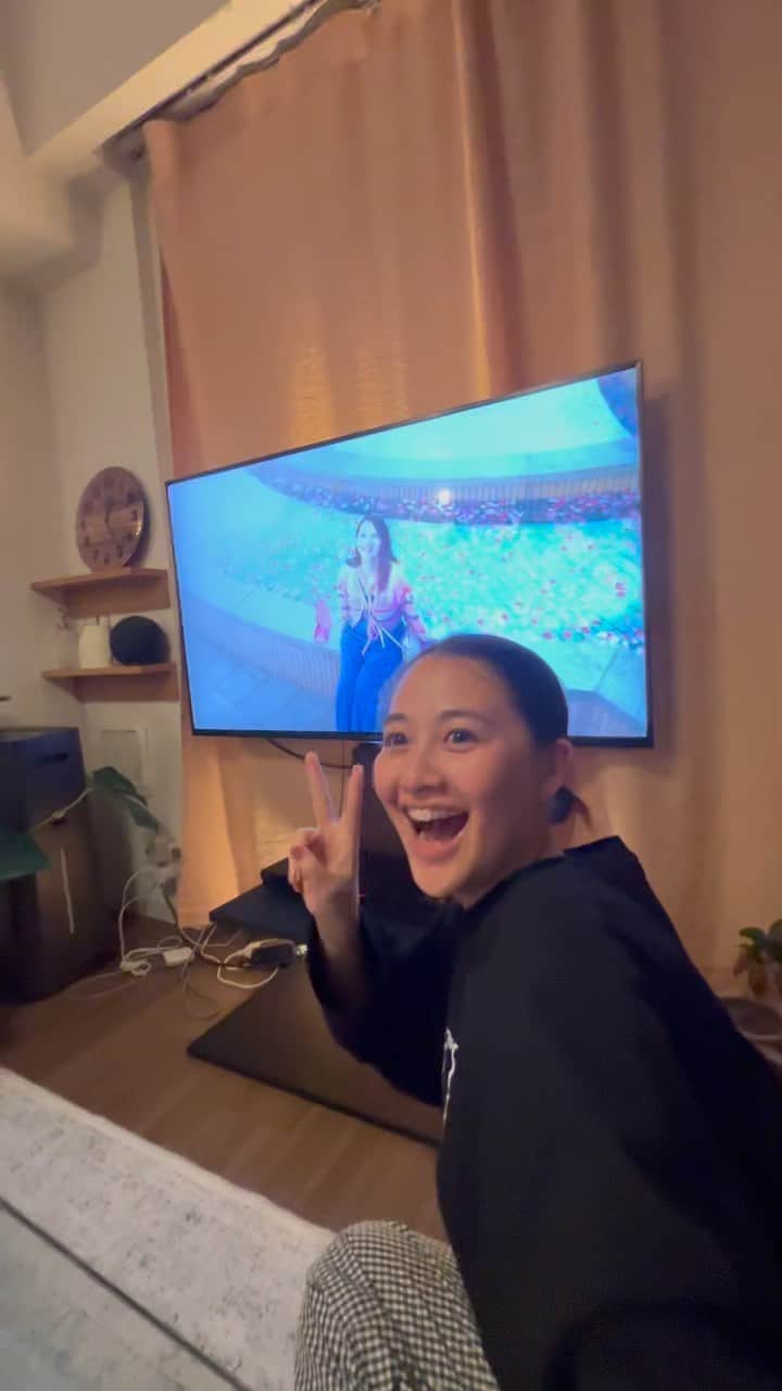 有華(ゆか) のインスタグラム：「ロートリセCM👀🩷やっとTVで見れた😭😭😭😭😭 友達と大感動😭😭😭😭😭😭叫んだ😭😭😭😭😭 みんなはもう見た？？？？？どやった？？？？？」