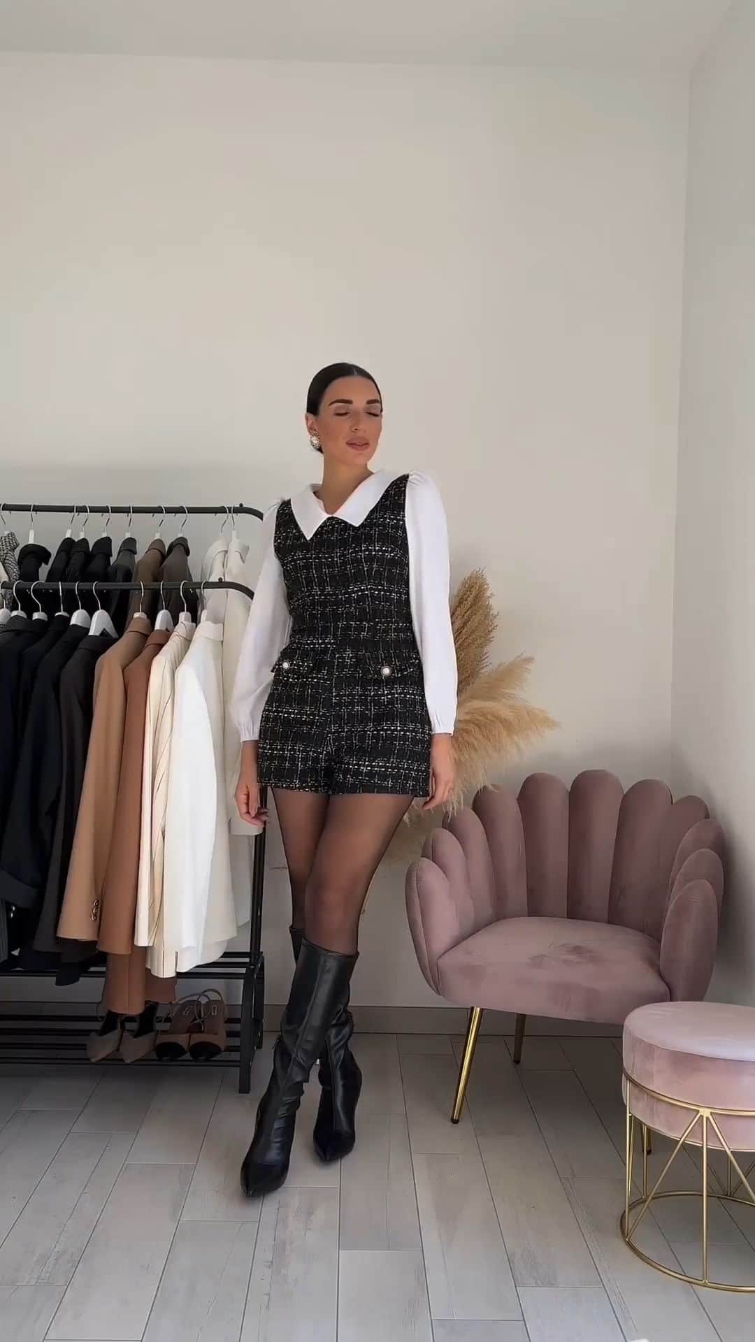 SHEINのインスタグラム：「Fall outings just got fabulous 🍂🖤😍 Tell us which chic looks are inspiring all the autumn awe 👇   @fede_rica_14  🔎 21403186 19644554 20739936 12056673 3849986 22066580  #SHEIN #SHEINforAll #SHEINstyle #fashion #chic」