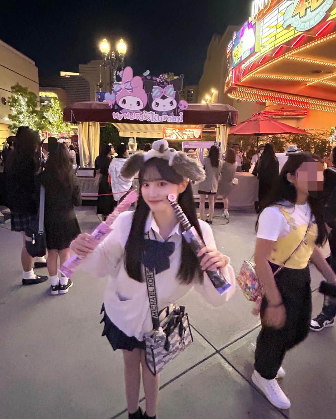 柳澤杏さんのインスタグラム写真 - (柳澤杏Instagram)「ユニバの年パス買っちゃったよ🌏 でもこの日除外日やってワンデー買った笑 みんな会おね💟」11月1日 21時02分 - an_yngsw