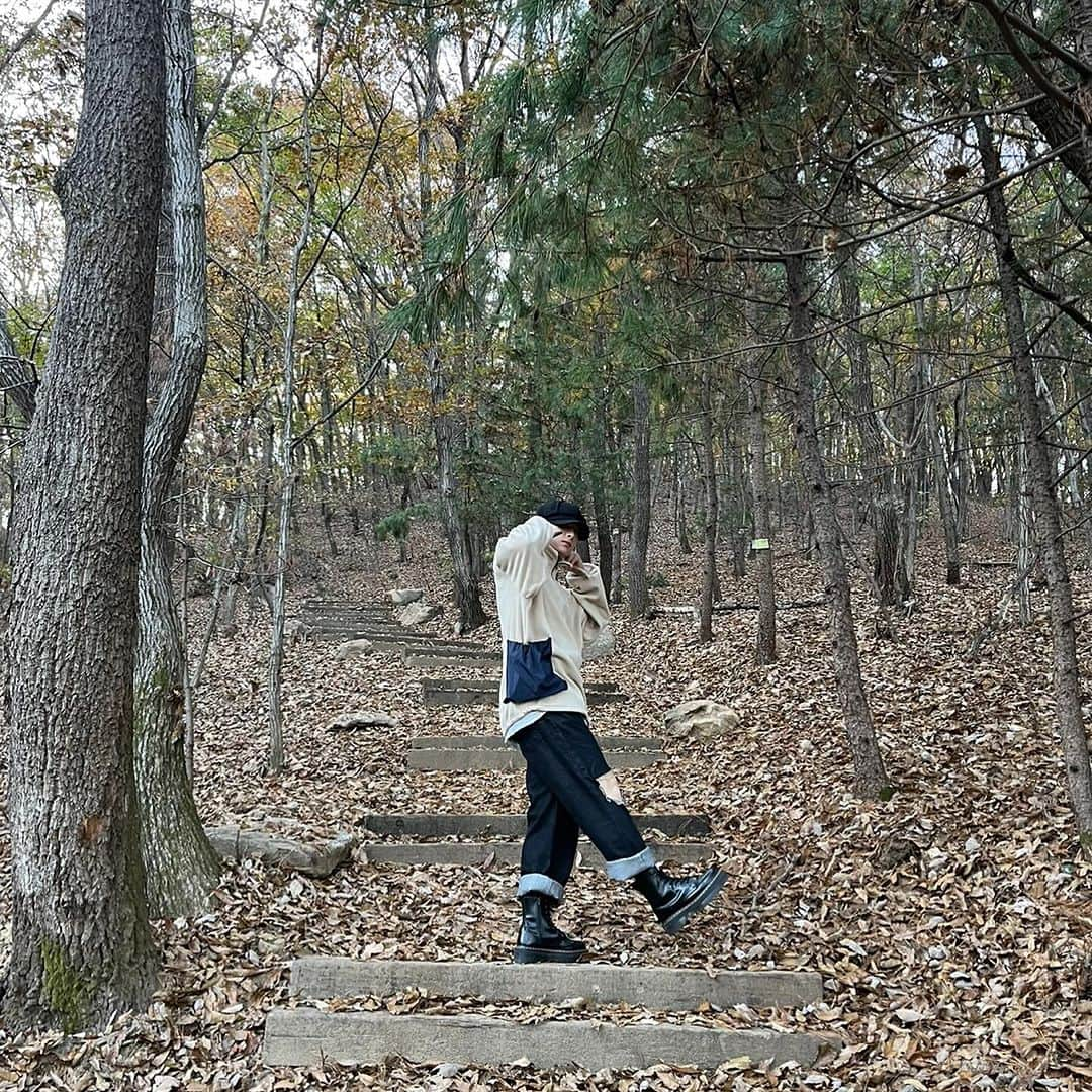 ミンスのインスタグラム：「진짜 간만에 힐링✌️ #닻미술관 #닻미술관카페 #경기도광주」