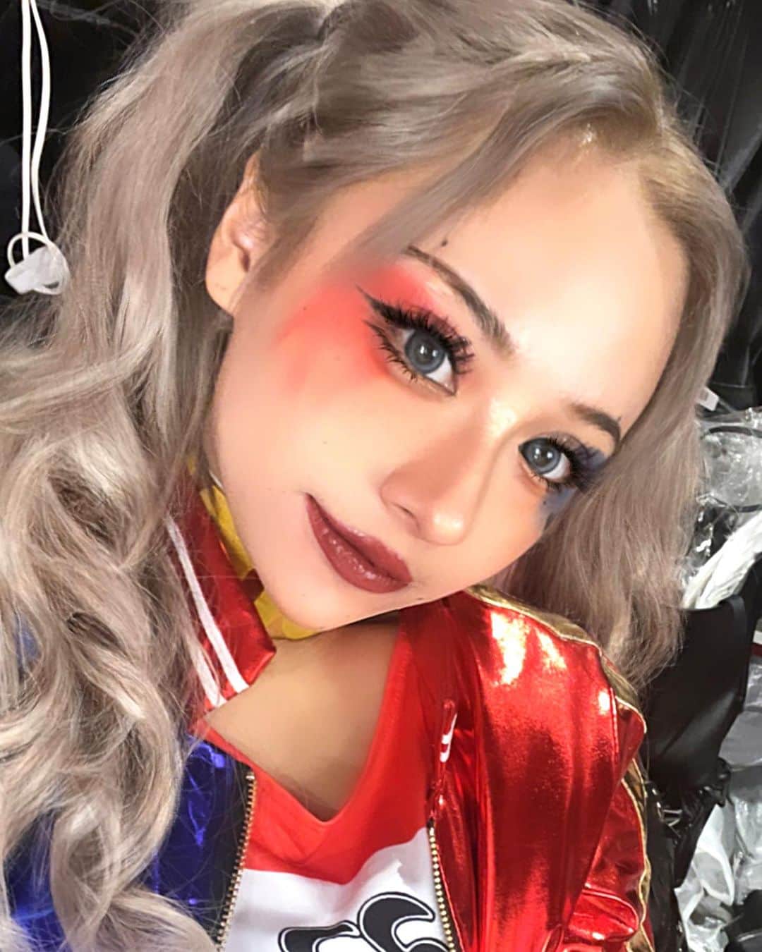 のインスタグラム：「金髪のまましたかったなあ🧝‍♀️  ・ ・ ・  #thepink #pink #ザピンク #大阪クラブ #大阪 #ミナミ #nightclub #クラブ #ダンサー#キャバ嬢 #hiphop #music #dj #selfie #自撮り #instagood #instalike #like #instagram #followｍe  ・ ・ ・  ●ピンクダンサーズ【10期生】応募受付スタート！ ダンス未経験者大歓迎‼︎ 『楽しいが仕事になる』  ※ダンサー1日体験入店制度開始！ 興味はあるけどいきなり入店はちょっと…という方に朗報‼︎ 1日３時間で体験入店料支給。衣装貸出可。  ●社員・アルバイトも随時募集中！  こちらからお気軽にDMにてご応募ください！ @genya_thepink」