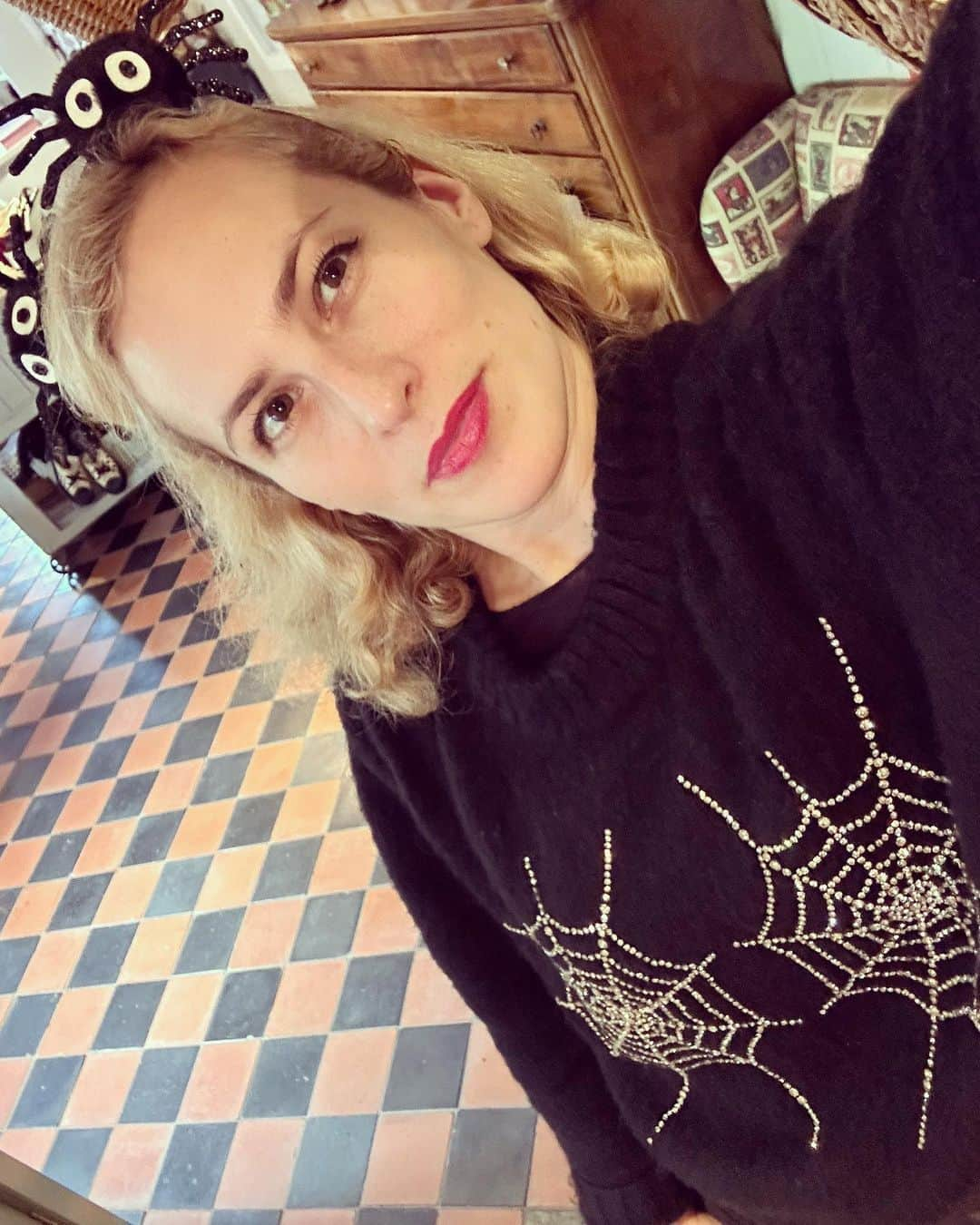 シャーロットオリンピアさんのインスタグラム写真 - (シャーロットオリンピアInstagram)「Forever Halloween 🕸️ #charlottesweb」11月1日 21時14分 - charlotteolympia