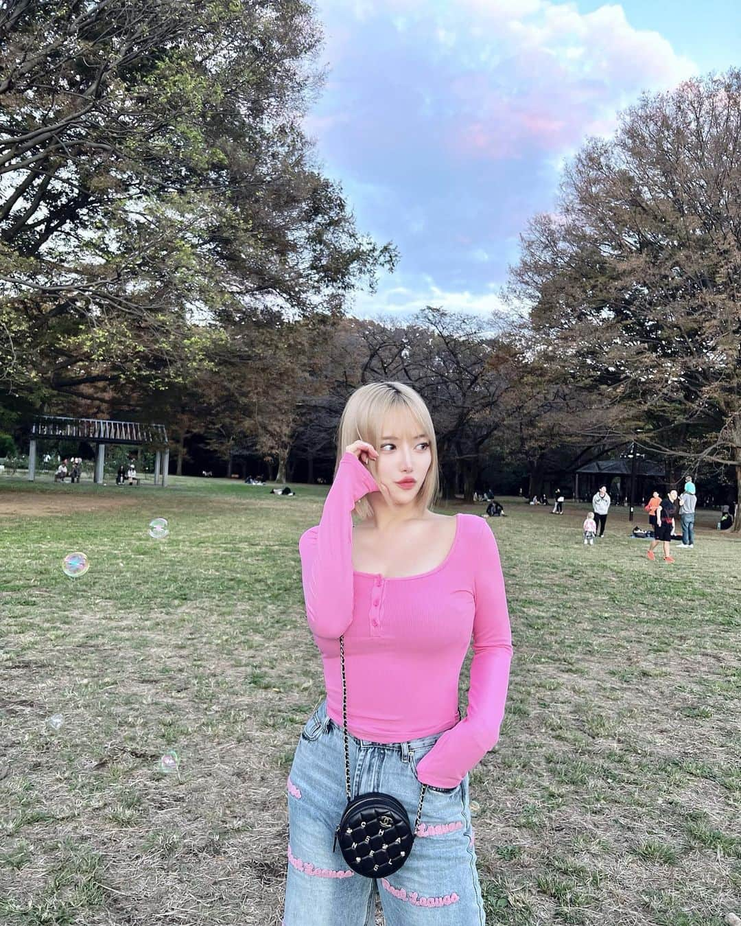 RIKAさんのインスタグラム写真 - (RIKAInstagram)「このジーパン可愛い🫧👚👖💕全身shein🐬」11月1日 21時38分 - fromrika