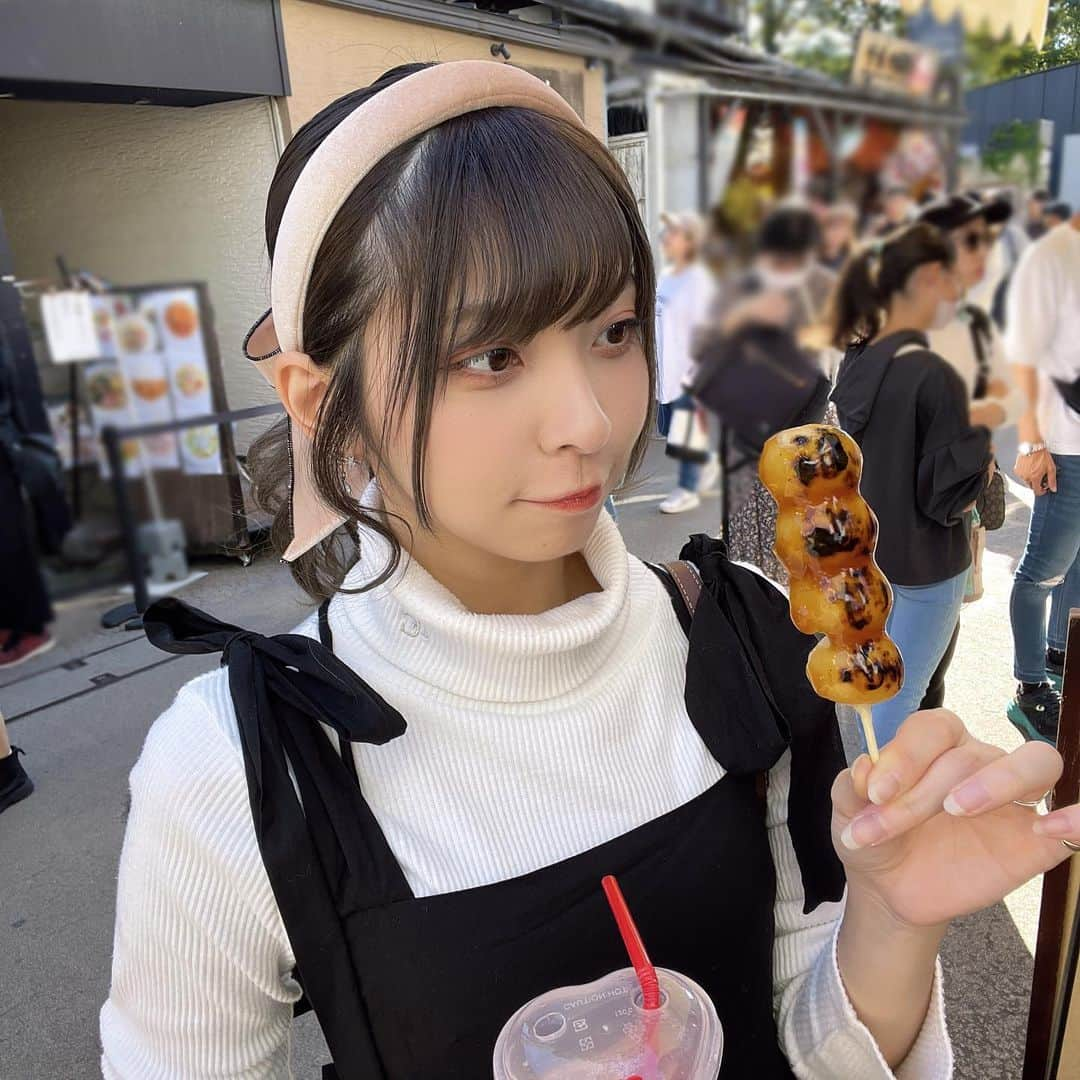 草場愛さんのインスタグラム写真 - (草場愛Instagram)「花より団子🍡」11月1日 21時40分 - manami_k1017