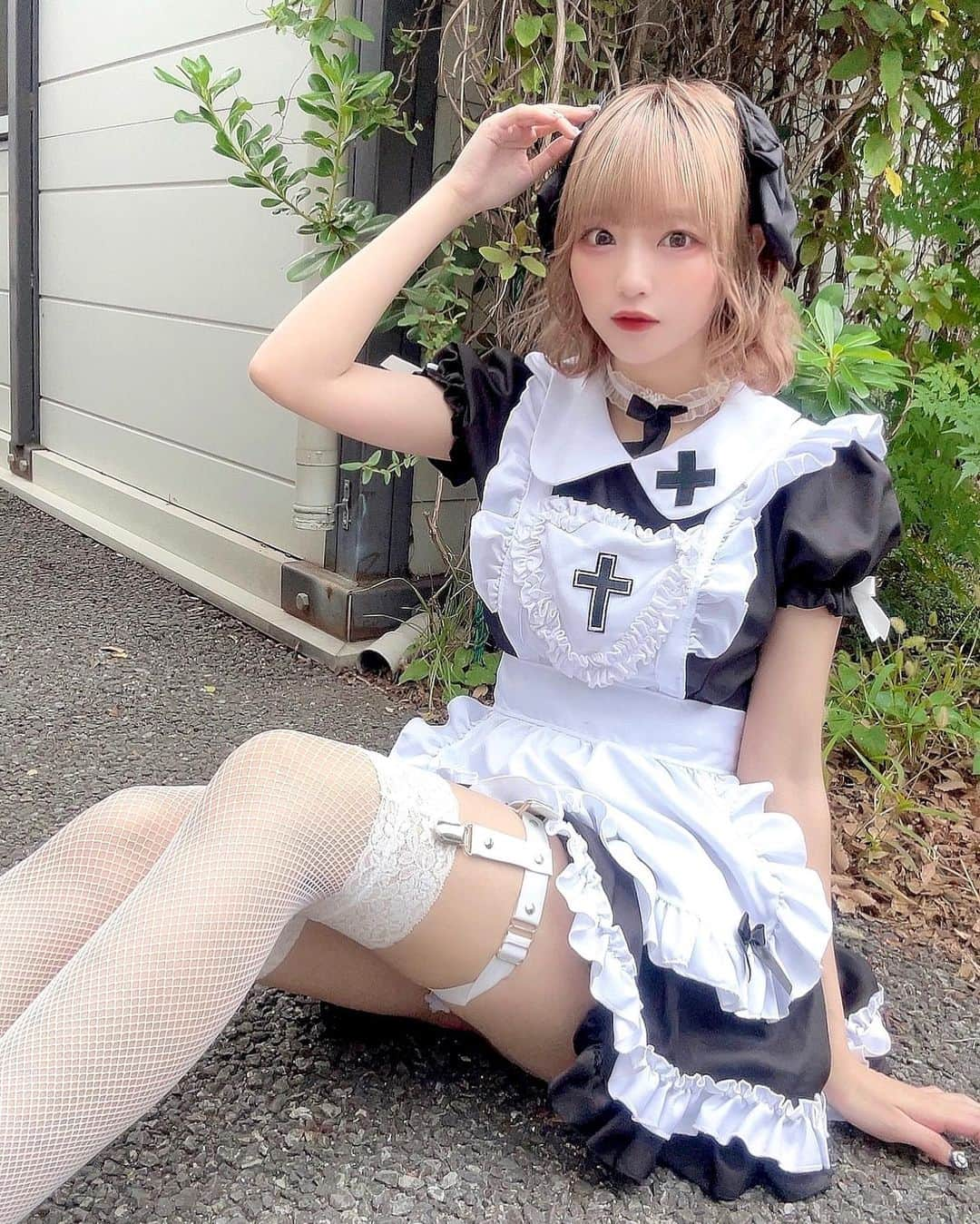 濱越さおりさんのインスタグラム写真 - (濱越さおりInstagram)「. メイドさんになりました🖤 ハロウィン第三弾ーっ！すき？」11月1日 21時45分 - hamakoshi_saori