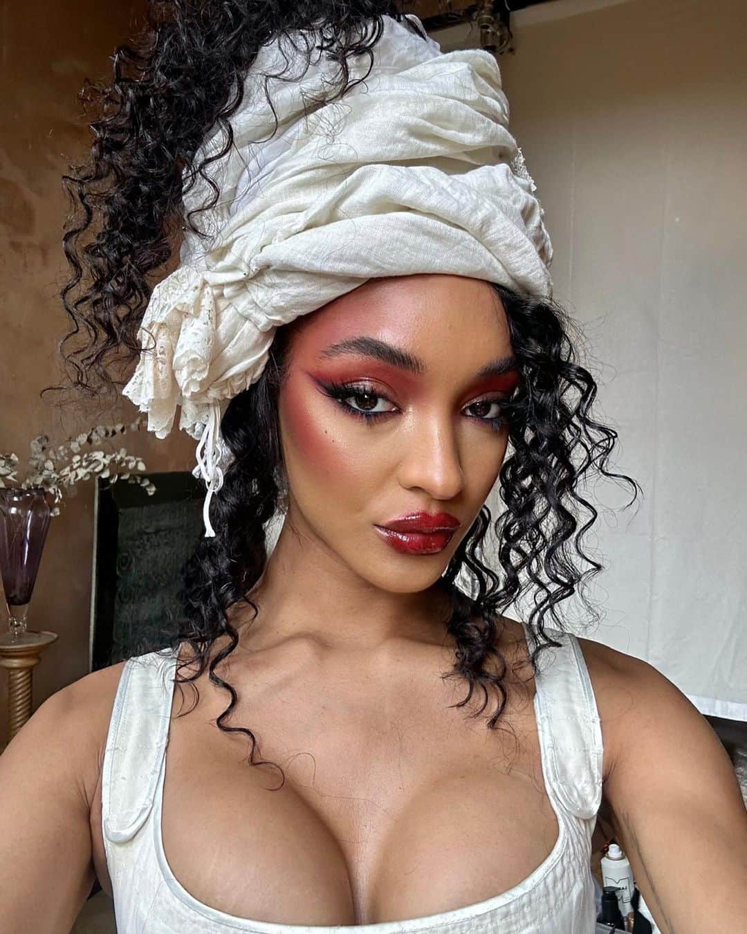 ジョーダン・ダンさんのインスタグラム写真 - (ジョーダン・ダンInstagram)「La Diablesse」11月1日 21時56分 - jourdandunn