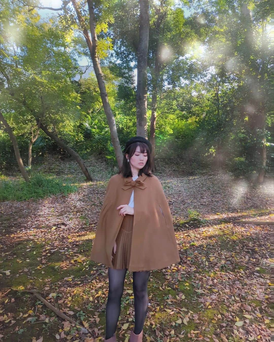 三宅裕子さんのインスタグラム写真 - (三宅裕子Instagram)「ᴺᵒᵛᵉᵐᵇᵉʳ…❄  11月始まりました♡  今月も皆さん仲良くしてください🐰  今年も残り2ヶ月❣️早いなぁ。 やり残しのないようにしていきたい✨ 10月分のprivateの投稿も また載せたいと思います。  先日ストーリーズにのせて  好評だった𝓛𝓪𝓬𝓮𝓜𝓪𝓭𝓮 ❁⃘*.ﾟ @lacemade_jp さんの お洋服 🎀  ❁︎𝓒𝓸𝓪𝓽 ポンチョタイプ♡ スカートとシリーズが同じなの🎶 クラシックな感じで可愛い🥺  「ローズナイト」マントコート 商品番号: LM239WT02M0204 XSサイズ  ❁𝓢𝓴𝓲𝓻𝓽 ハイウエストで スタイルアップしてみせてくれる☺️🩷 中はショートパンツになってるから安心だよ👌🏻´- 冬はニット着たりいろいろ合わせたい❣️  「ローズナイト」スカート 商品番号: LM239XZ04M0201 ロングもあり。サイズXSサイズ  ⁡身長165㌢⁡  ⁡参考にしてみてね🎶  °・*:.。.☆⁡ ⁡PR ⁡ #lacemade  #⁡ドレス⁡ ⁡ #ワンピース⁡コーデ⁡ ⁡ #ヴィンテージガーリー  #princess #フリル⁡ ⁡ #elegance #フレンチガーリー ⁡ #フリルワンピ⁡ ⁡ #プリンセス  #lacemadesquad  #大人カジュアル #カジュアルコーデ #アフタヌーンティーコーデ #ootd  #今日のコーデ⁡ #着回しコーデ」11月1日 22時12分 - yuko_miyake