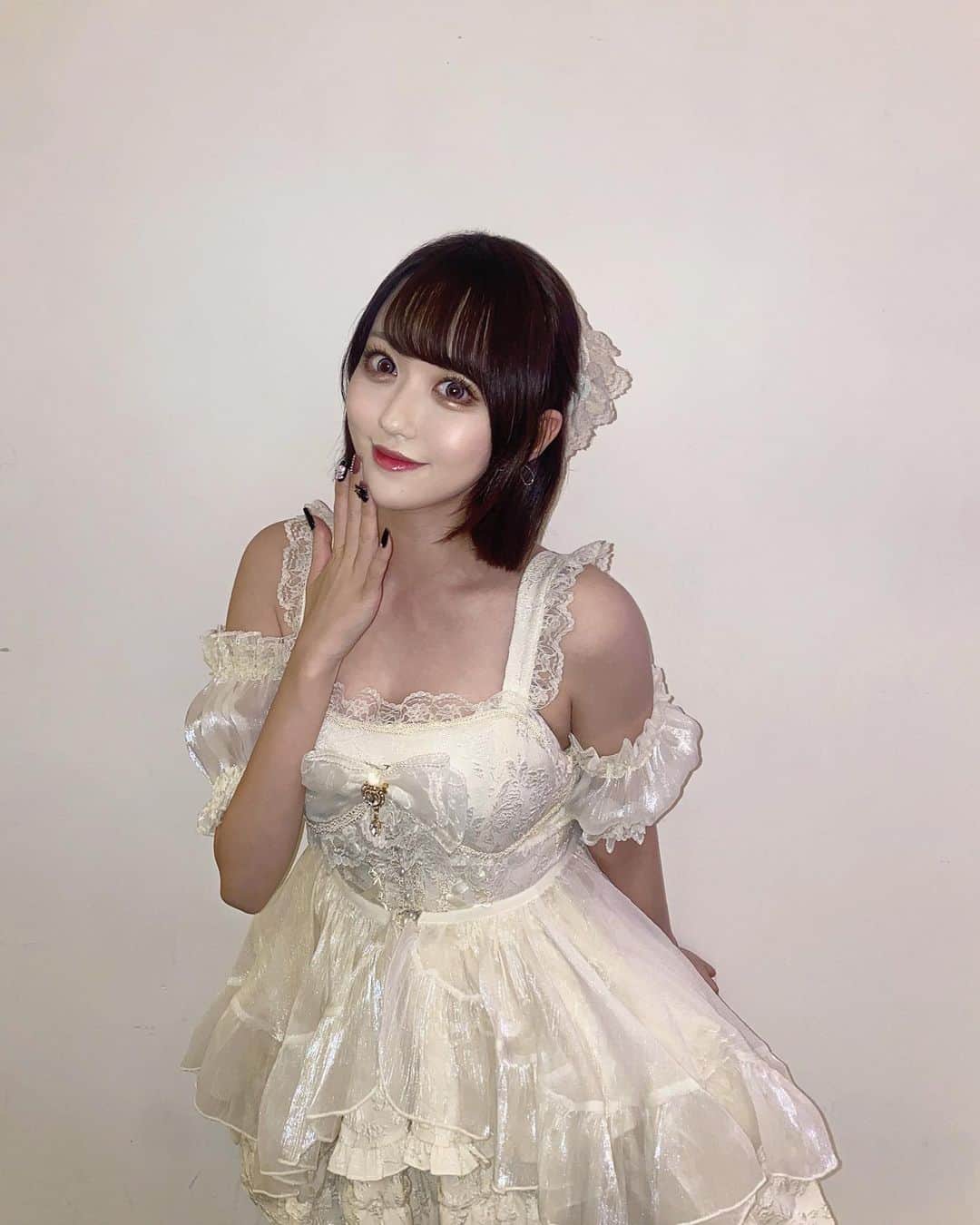 MI-MIのインスタグラム：「アイドルのコスプレをしました... はっぴーはろうぃん!ぁ、もう終わってた...」