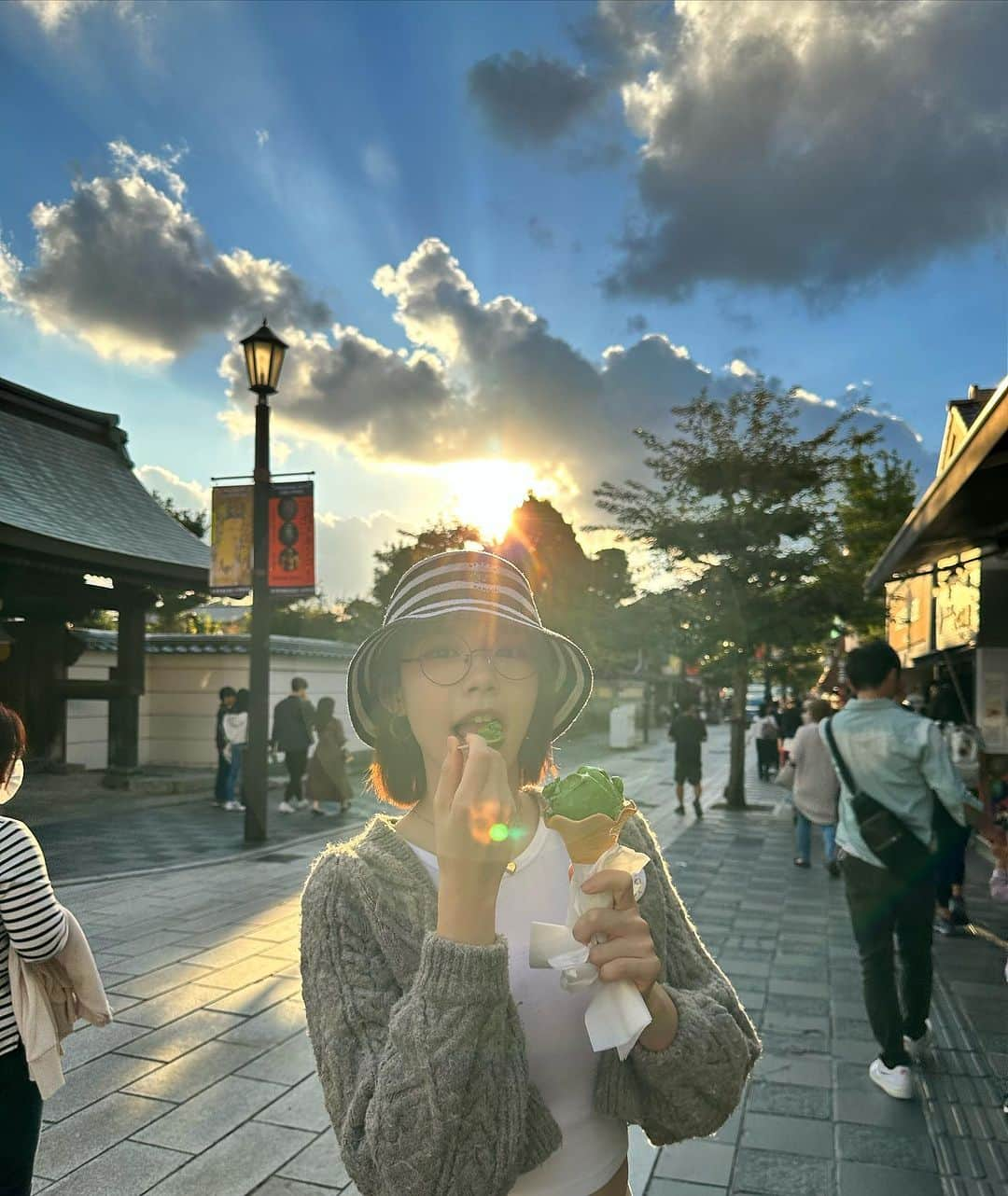 リン・ミンチェンさんのインスタグラム写真 - (リン・ミンチェンInstagram)「👀🧠👣🫀🌻☀️❤️ 圖一：鹿兒島市 圖二及三：福岡Unagi 4 Daime kikugawa haruyoshi 圖五：鹿兒島🚙霧島cafe 圖六：福岡 太宰府 圖八：熊本看煙花表演 圖九：鹿兒島燒酒bar 圖十：white wine lovers must try!!!!!!!!!!!!!!!!!!!!!!!!!!!」11月1日 22時57分 - minchen333