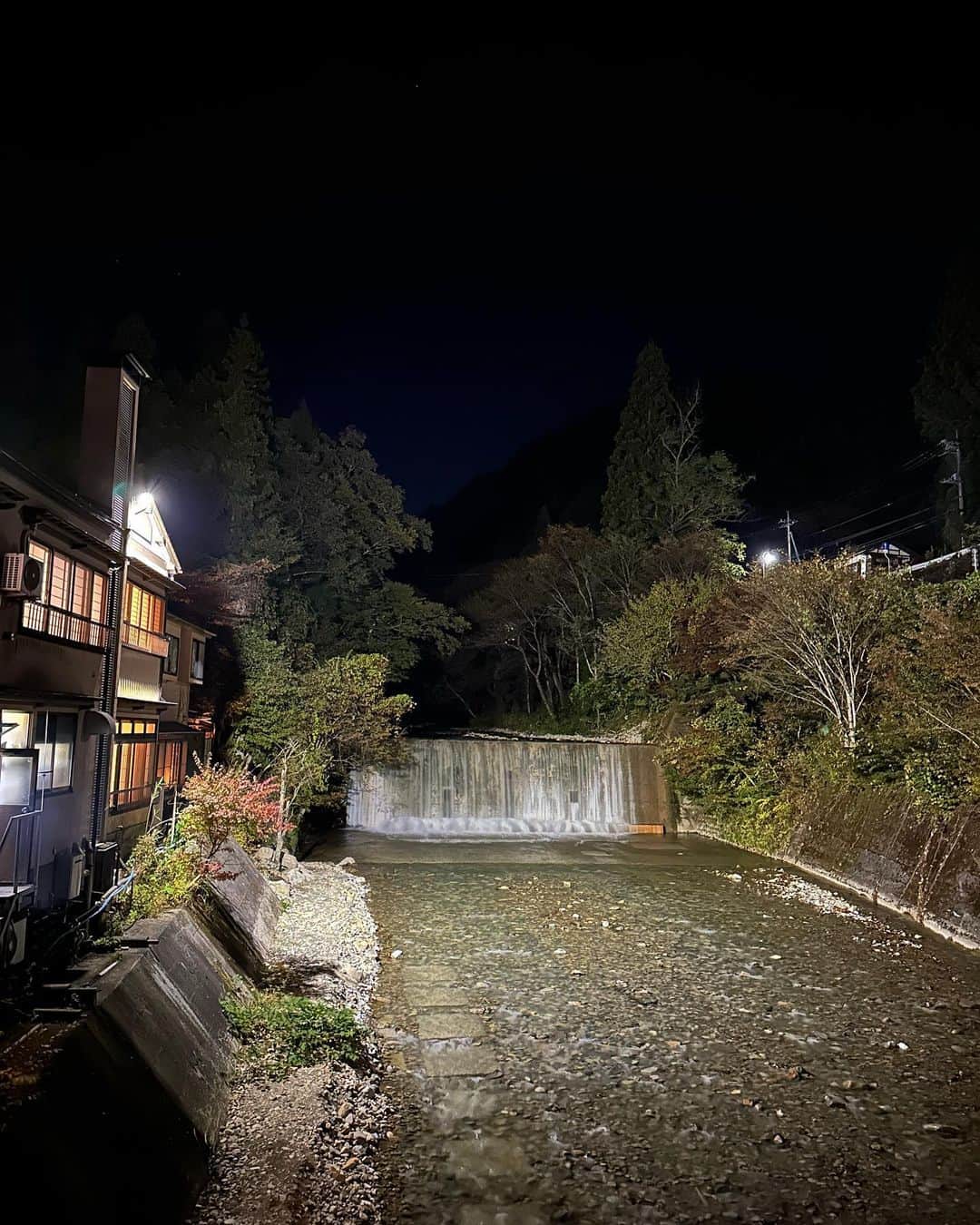 関太さんのインスタグラム写真 - (関太Instagram)「群馬県。中之条町にあります四万温泉。 観光大使なもので、よろしければいらっしゃってください。」11月1日 23時02分 - seki.tm3