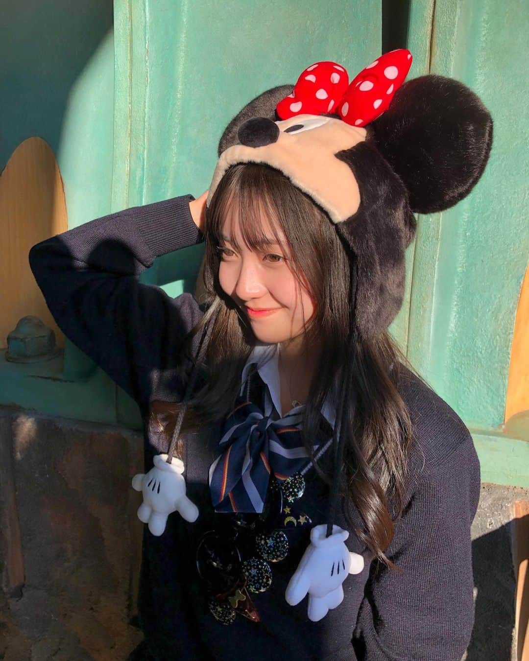 谷心愛のインスタグラム：「~DisneySea~  (たくさん写真載せるよ☆)  #ディズニー #ディズニーシー  #制服ディズニー  @tokyodisneyresort_official」