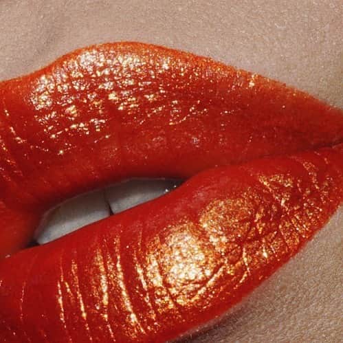 Sayaka Obaraのインスタグラム：「🧡🧡🧡 @meltcosmetics #meltsunburst electrip lip paint. . . #meltcosmetics #meltelectrip #lip #lips #lipswatch #makeup #makeupart #macromakeup #macrolips」