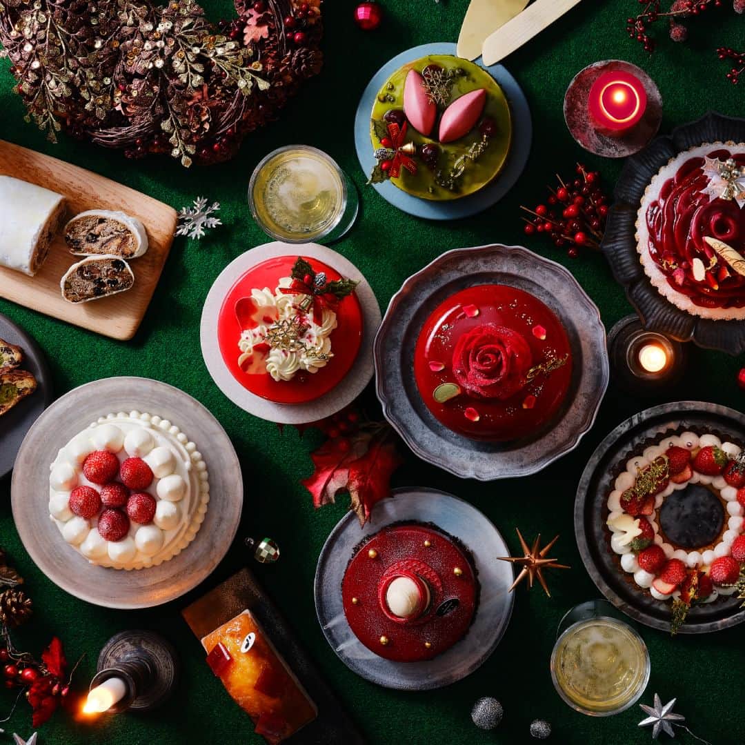 のインスタグラム：「#newoman_christmas   🎄🎂 Christmas Cake & Deli Pre Order 2023 🍗🎄  ニュウマン新宿館内ショップのクリスマスケーキやデリをルミネのネット通販「アイルミネ」でご予約、当日はお支払いの列に並ぶ必要なくスムーズにお受け取りいただけます。  特別なクリスマスにふさわしい、華やかなデリやケーキを多数ご用意しております。プレオーダー対象ショップ・商品はプロフィールURLからチェック✨ [予約期間] 2023年11月2日（木）10:00～12月17日（日）23:59  [受け取り期間] 2023年12月22日（金）～25日（月）各日11:00～20:00  [受け取り場所] ニュウマン新宿店　各ショップ店頭 （一部ショップのみエキナカ特設カウンター） ※受け取り期間・時間は  各ショップによって異なる場合があります ※価格はアイルミネの販売価格です。 　店頭販売価格とは異なるものがあります。  🎁早期予約特典 11月15日(水)までに「アイルミネ」にてニュウマン新宿店のプレオーダー対象アイテムを合計6,500円(税込)以上ご購入のお客さまに、ニュウマン新宿オリジナルビールを1本プレゼントいたします！  ＜特典お受け取り日時＞ ご予約のプレオーダー商品のお受け取り日 平日・土曜日　8:00～21:00、日曜日　8:00～20:30 ※お受け取りが複数日に渡る場合はそのうちいずれかの日程でお受け取りください。  ＜特典お受け取り場所・方法＞ ニュウマン新宿　2F　エキナカ　LUMINE AGRI SHOP 注文確定メールまたはアイルミネマイページが表示可能な端末をご持参のうえスタッフにお声掛けください。  #NEWoMan #NEWoMan_SHINJUKU #NEWoManSHINJUKU #christmas2023 #クリスマス　#クリスマスケーキ予約 #クリスマスデリ #おうちごはん #おうちパーティー #新宿 #shinjuku #instafood #ニュウマン新宿」