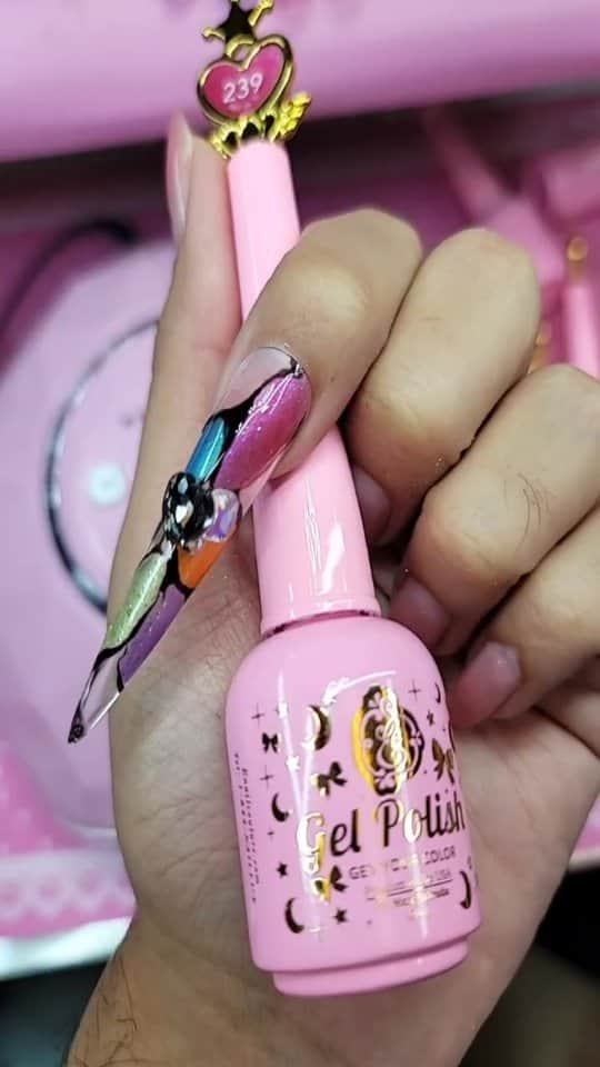 Max Estradaのインスタグラム：「Enailcouture.com free shipping world wide,  no promo code needed #nails #nailsnailsnails #nailart #naildesign #nailstagram #nails💅 #gelpolish #longnails #stilettonails」