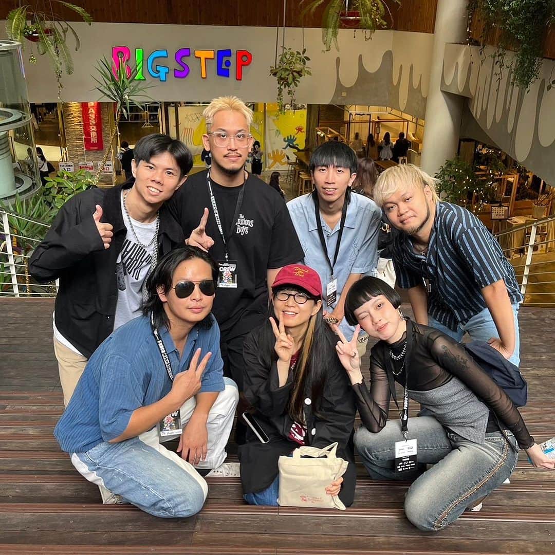 土井コマキのインスタグラム：「長い夏を締めくくり。色んなお話をありがとうございました。その2  Roundtableは初めてのMWもあったし、夏以降も、やっぱりたくさんのトライが出来た。ご協力くださったみなさん、ありがとうございました。みんな強烈な個性！これからも頑張りますので、共に走らせてください。（写真撮れなかったあなたも😭） #komaki802  #fm802」