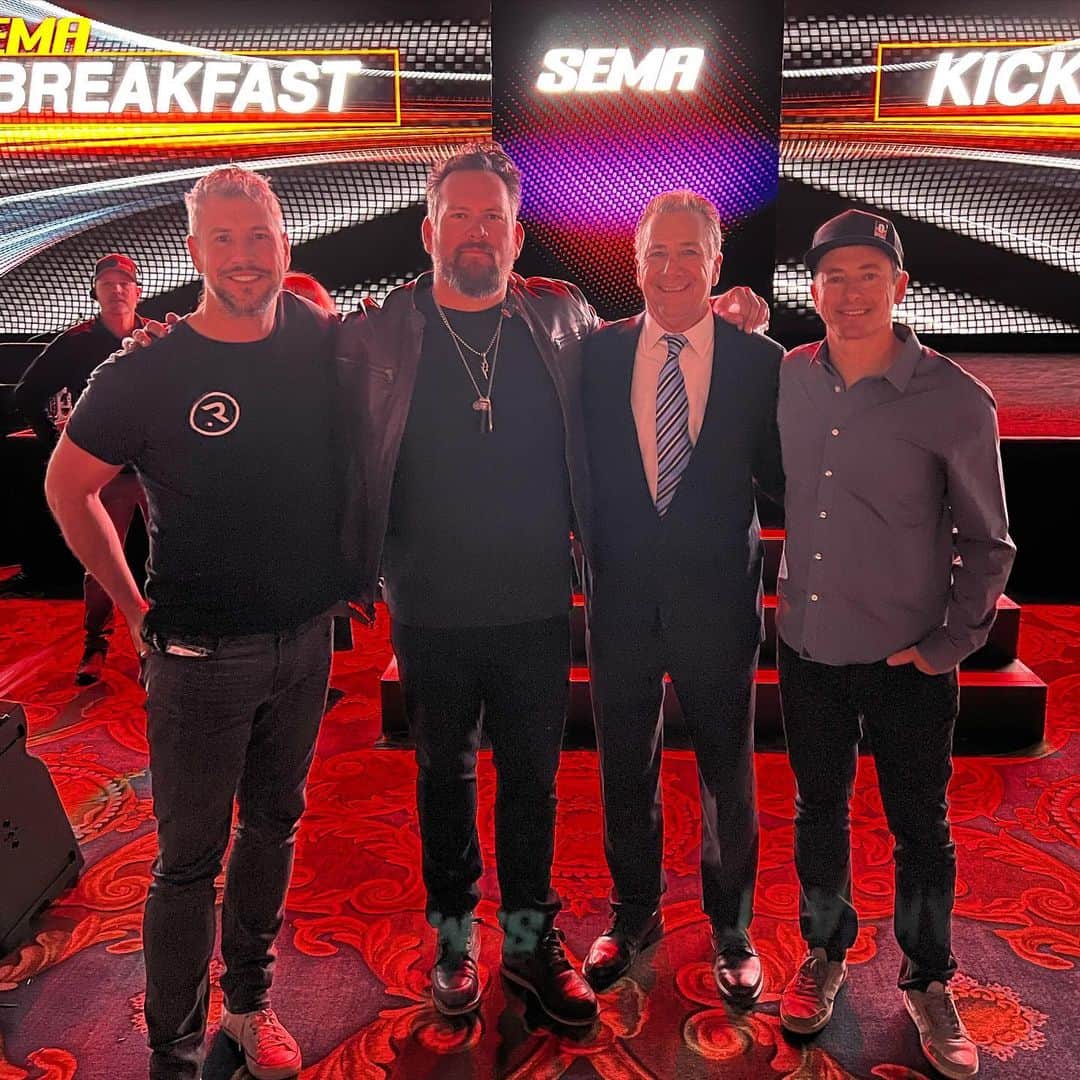 タナー・フォウストのインスタグラム：「Honor to give the key note at this years @sema breakfast with @ant_anstead.  Last year @kblock43 did the talk with @brianscotto so some big shoes to fill. 🙌 @jaroddeanda @radfordracingschool @radfordmotors」