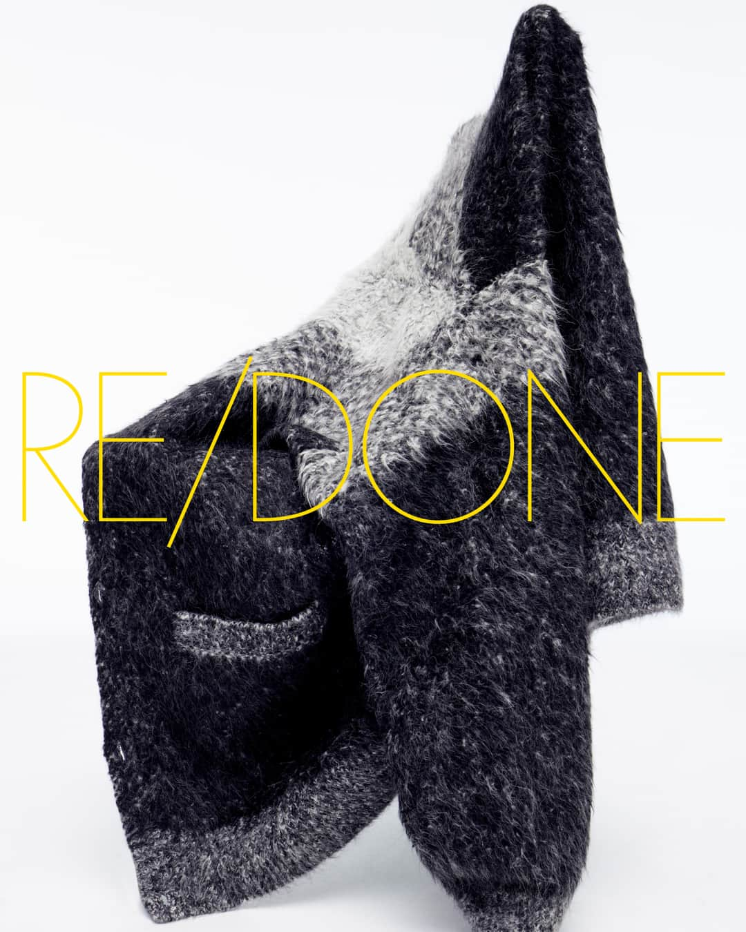 RE/DONEのインスタグラム：「This is a RE/DONE sweater⁣  Photographer: @anthonyseklaoui Creative Agency: @ljbtnstudio​​​​​​​​​​​​​​​​ Stylist: @lolitajacobs​​​​​​​​​​​​​​​​ Casting Director: @arthurmejean  Production: @arthuretphilippine」