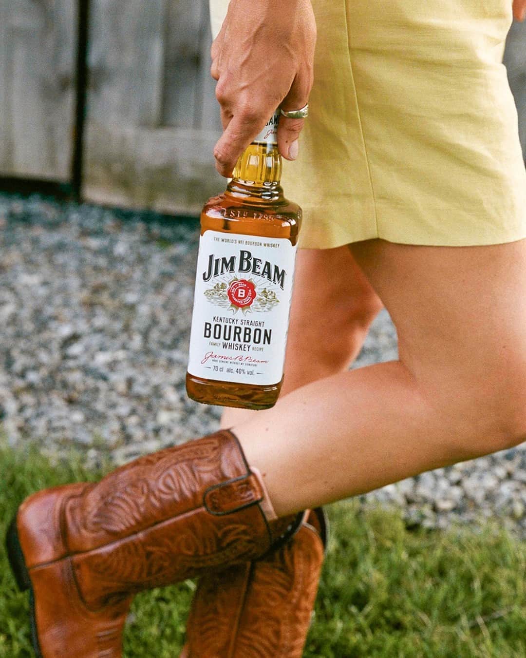 Jim Beamのインスタグラム：「Boots. Bourbon. What more could you want?」