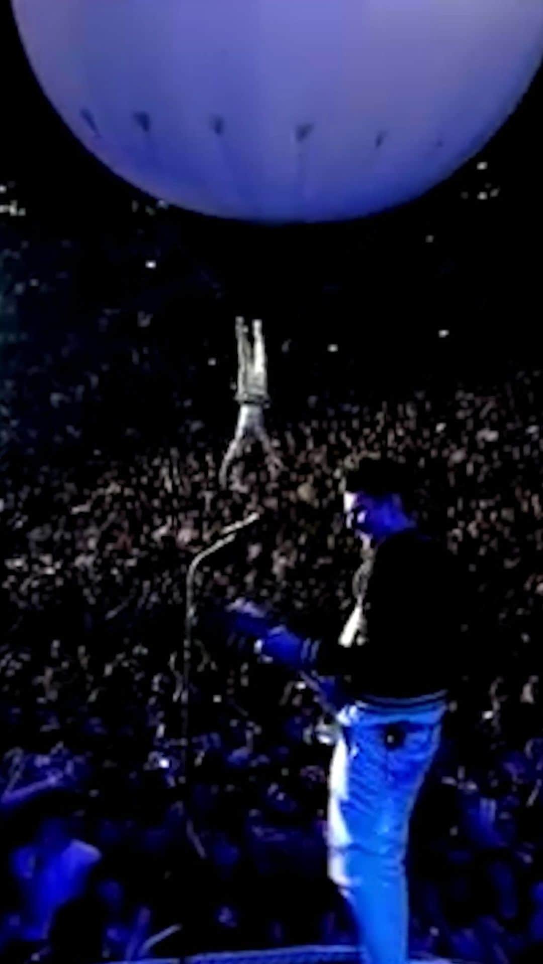 MUSEのインスタグラム：「Absolution Track Nine - Blackout During our 2007 Wembley shows two trapeze artists performed with us for this one, complete with two giant helium balloons called ‘Heliospheres’. 🎈  Pre-order Muse Absolution XX Anniversary at the link in bio.」