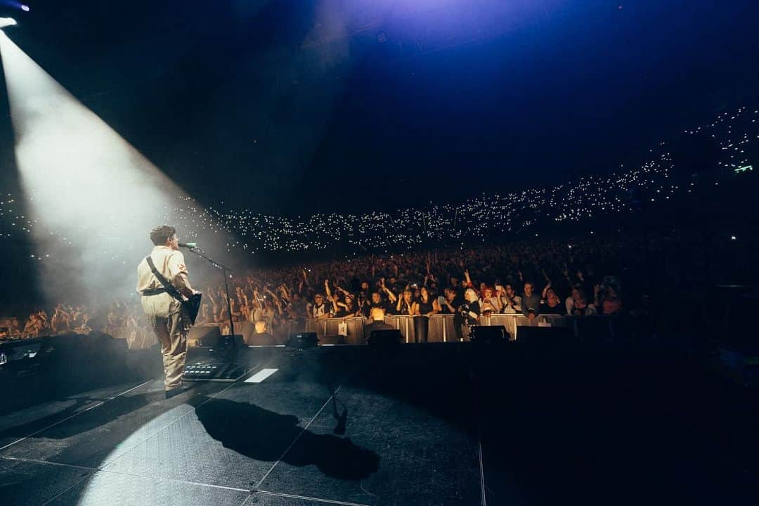 フォール・アウト・ボーイさんのインスタグラム写真 - (フォール・アウト・ボーイInstagram)「✨ So Much (For) Birmingham ✨  thanks for dressing up and making it an extra special Halloween show 👻🎃  📸 @elliottxingham」11月2日 3時13分 - falloutboy