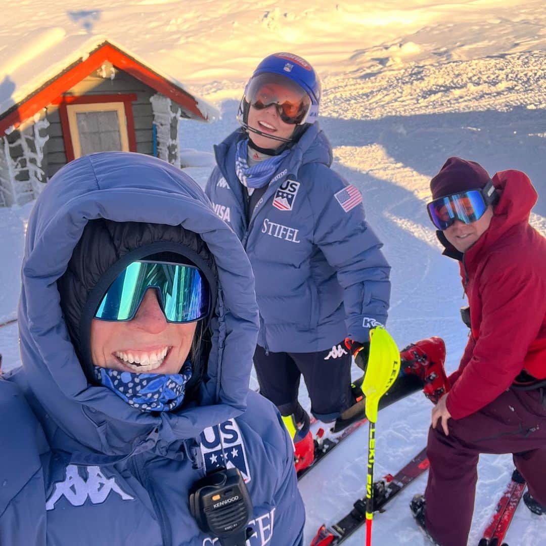 ミカエラ・シフリンのインスタグラム：「📍🇫🇮 • • •  #weareskiing #stifelusskiteam」