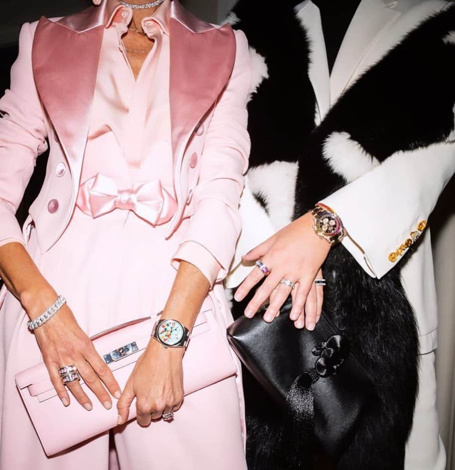 アレクシマビーユさんのインスタグラム写真 - (アレクシマビーユInstagram)「Pink attitude #incognito #secretelegance @lunadecasanova #stockholm @rolex #party #withamazing @fredrikrobertsson #pink #pinktuxedo #vavavoom #boyish #attitude @alexismabille #alexismabillehautecouture」11月2日 5時02分 - alexismabille