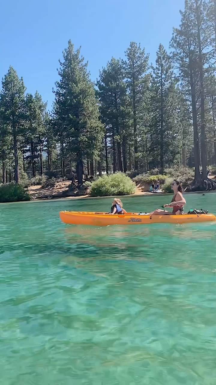Visit The USAのインスタグラム：「Make California your family’s playground. 🏜️🏝️   Grab your gang and hit up these totally awesome spots for nonstop good times and memories that will last a lifetime: 🏜️ Yosemite National Park 🏞️ Lake Tahoe 🌁 San Francisco 🦭 Pier 39 for seal watching 🕹️ Old school arcade at Musée Mécanique 🚋 Take the tram ✈️ Camarillo Air Show   ❗️Remember to always keep a safe distance from wildlife.  Save this post for when you’re ready for playtime in the USA!    🎥: @sophie__church   #VisitTheUSA #VisitCalifornia #FamilyTrip」