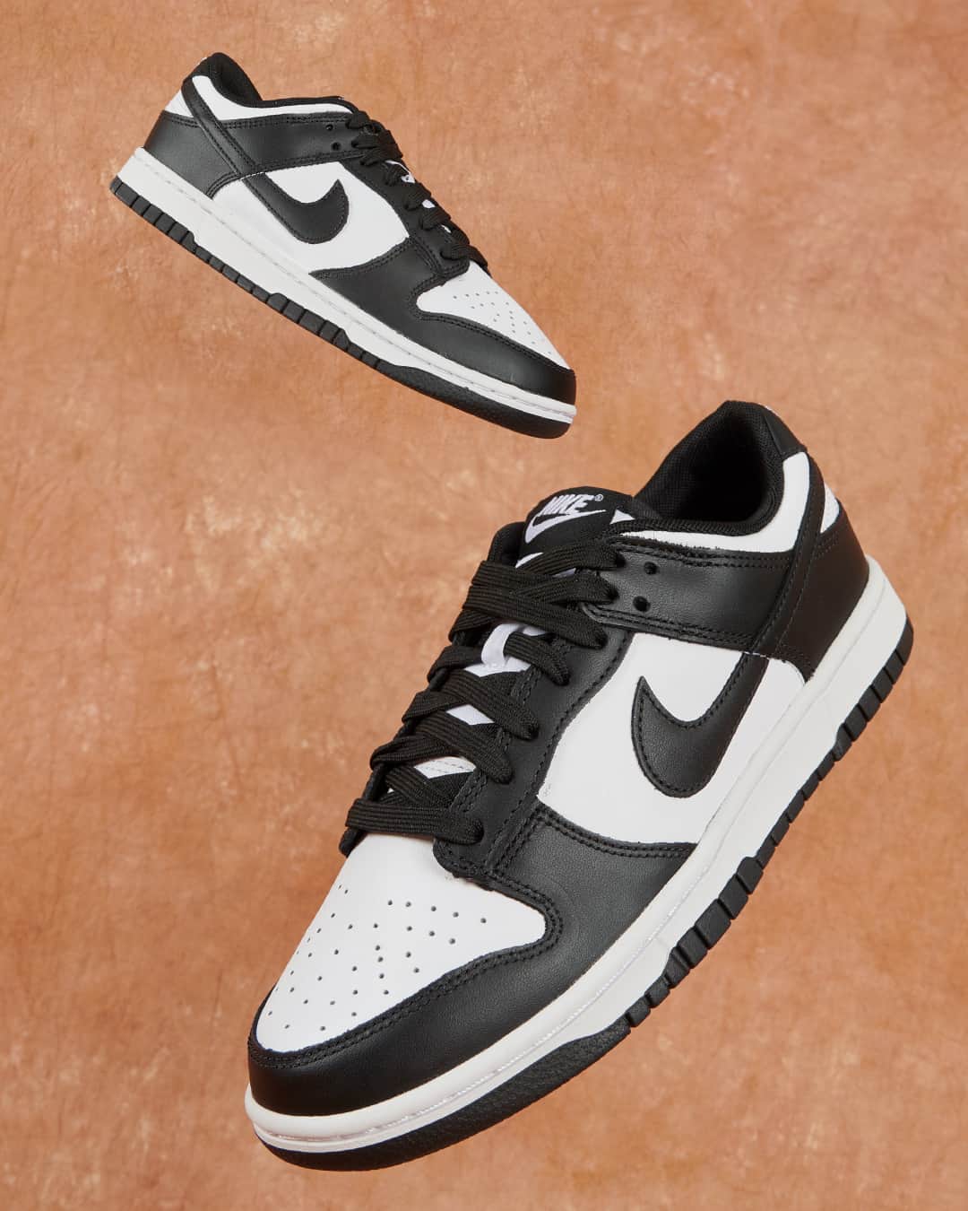 Foot Lockerのインスタグラム：「Grail status 🐼   Grab more sizes of the Nike Dunk Low 'Panda' in-store & online now.」