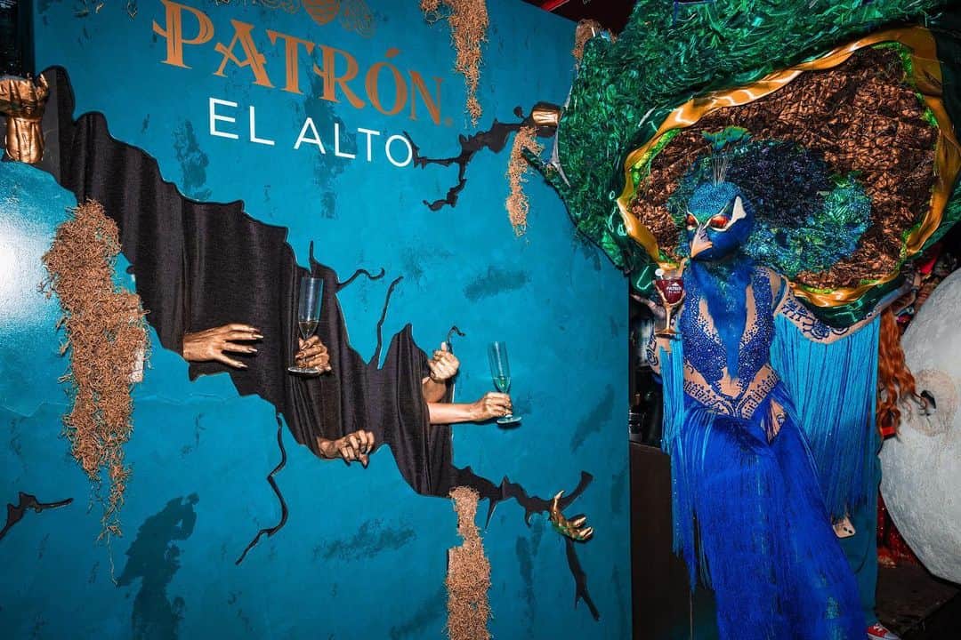ハイディ・クルムのインスタグラム：「Thank you PATRÓN for bringing the magic and PATRÓN EL ALTO to #HeidiHalloween2023 … swipe to see the spooky fun we had 👻 #PatronTequila #Halloween #PatronxHeidiKlum」