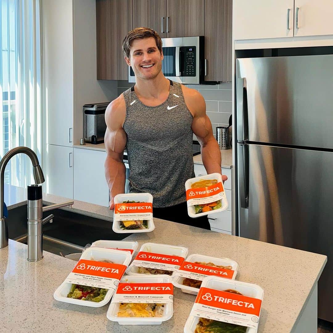 セージ・ノースカットのインスタグラム：「Which meal would you eat first?」