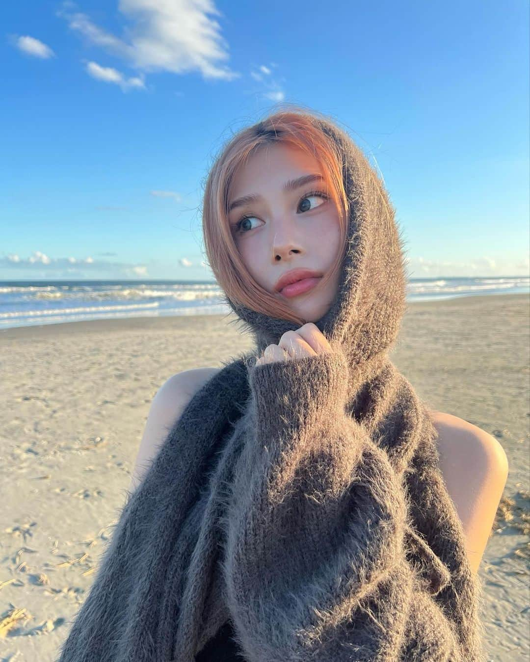 南部桃伽さんのインスタグラム写真 - (南部桃伽Instagram)「🤝🏻🌊」11月2日 19時29分 - momoka_nanbu